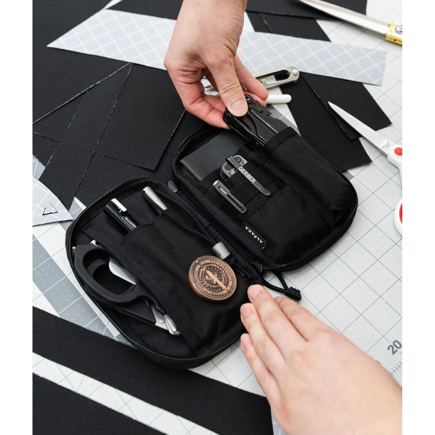 ALPAKA Admin Pouch Pro X-Pac X42 (Black)