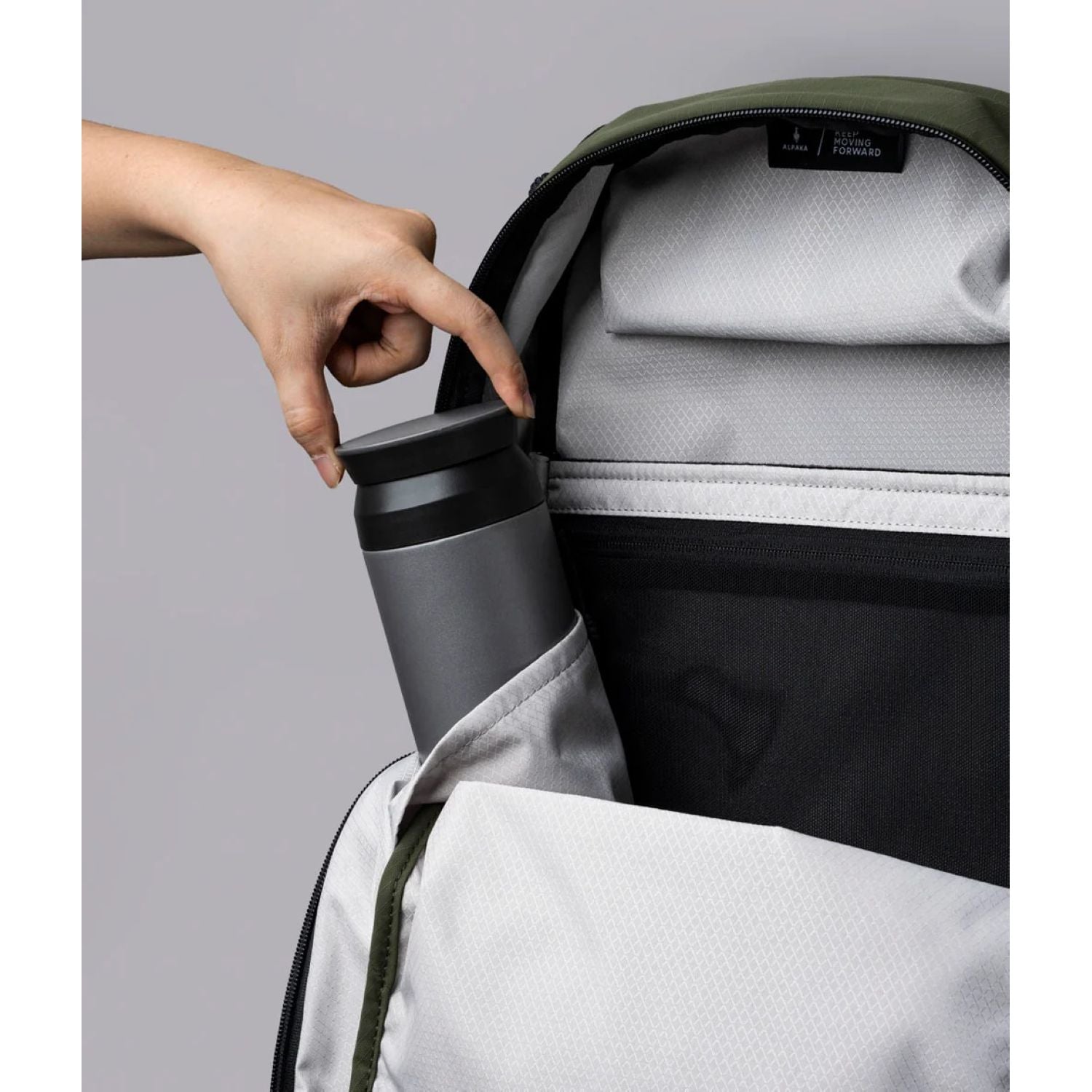 ALPAKA Aero Backpack Lite Axoflux 210D 16L (Green)