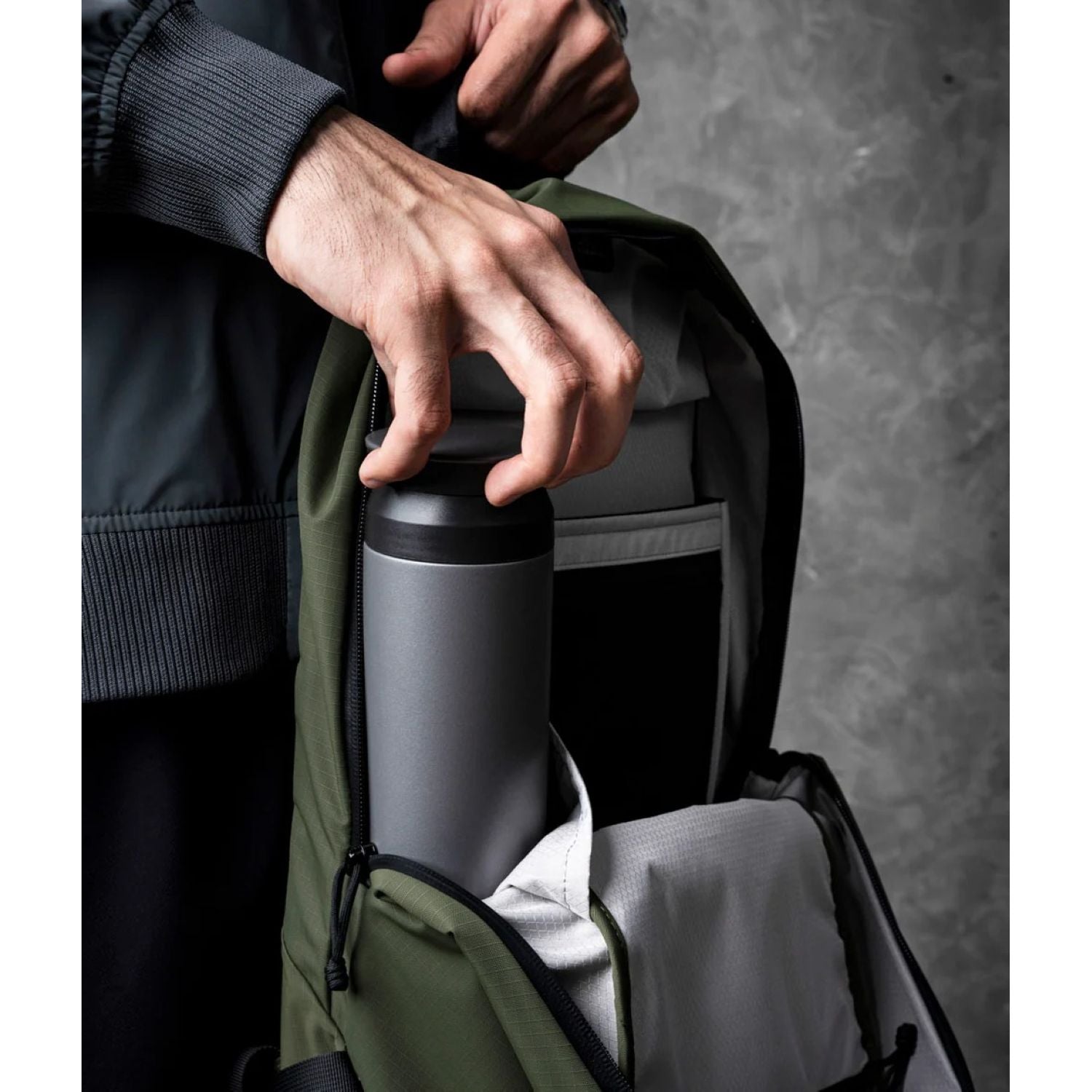 ALPAKA Aero Backpack Lite Axoflux 210D 16L (Green)