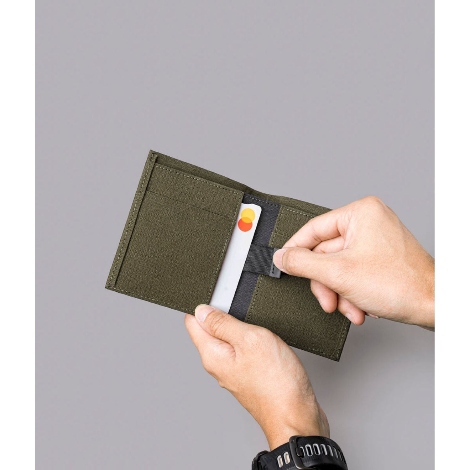 ALPAKA ARK Bifold Cash Wallet Axogrid 300D (Army Green)