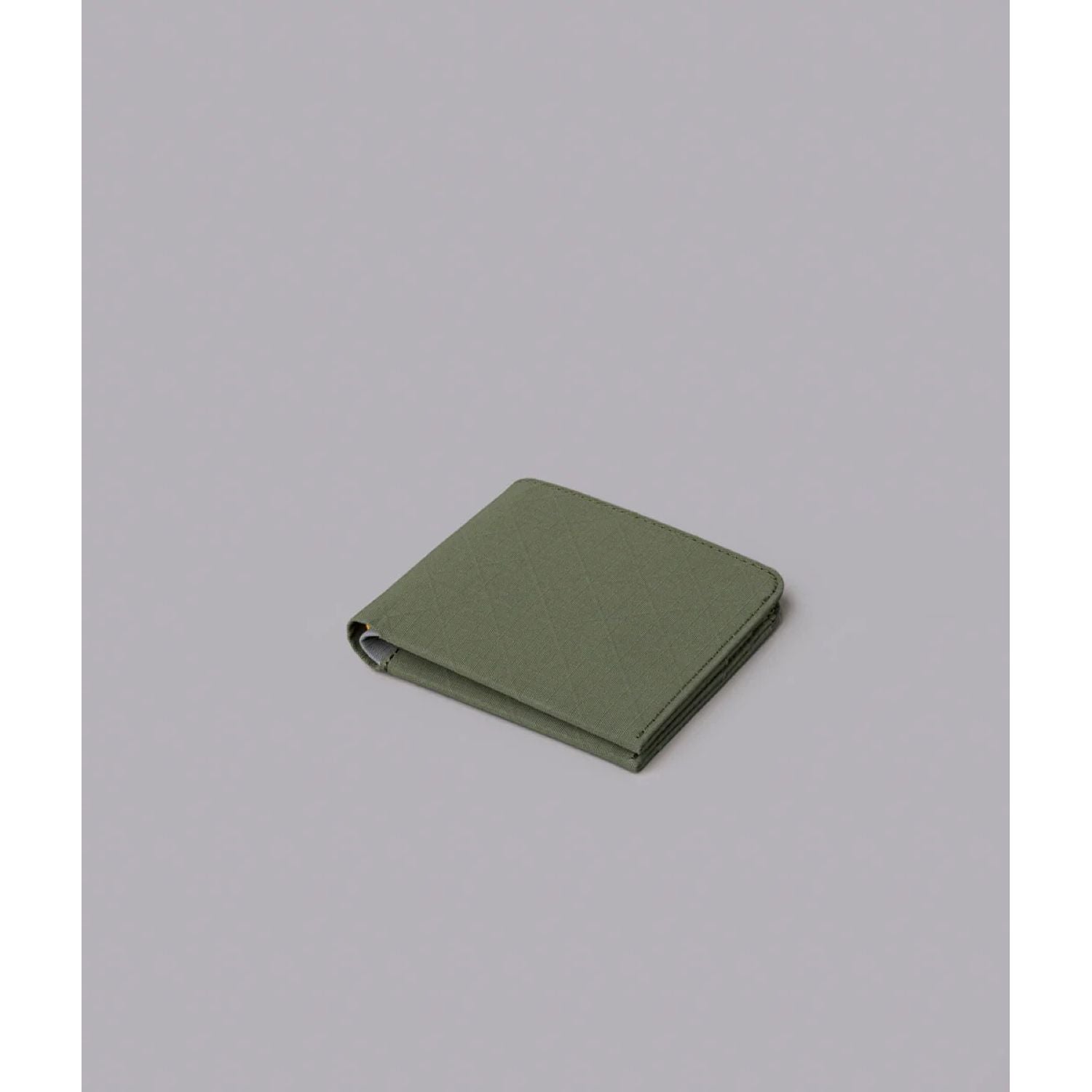 ALPAKA ARK Classic Wallet Axogrid 210D (Green)