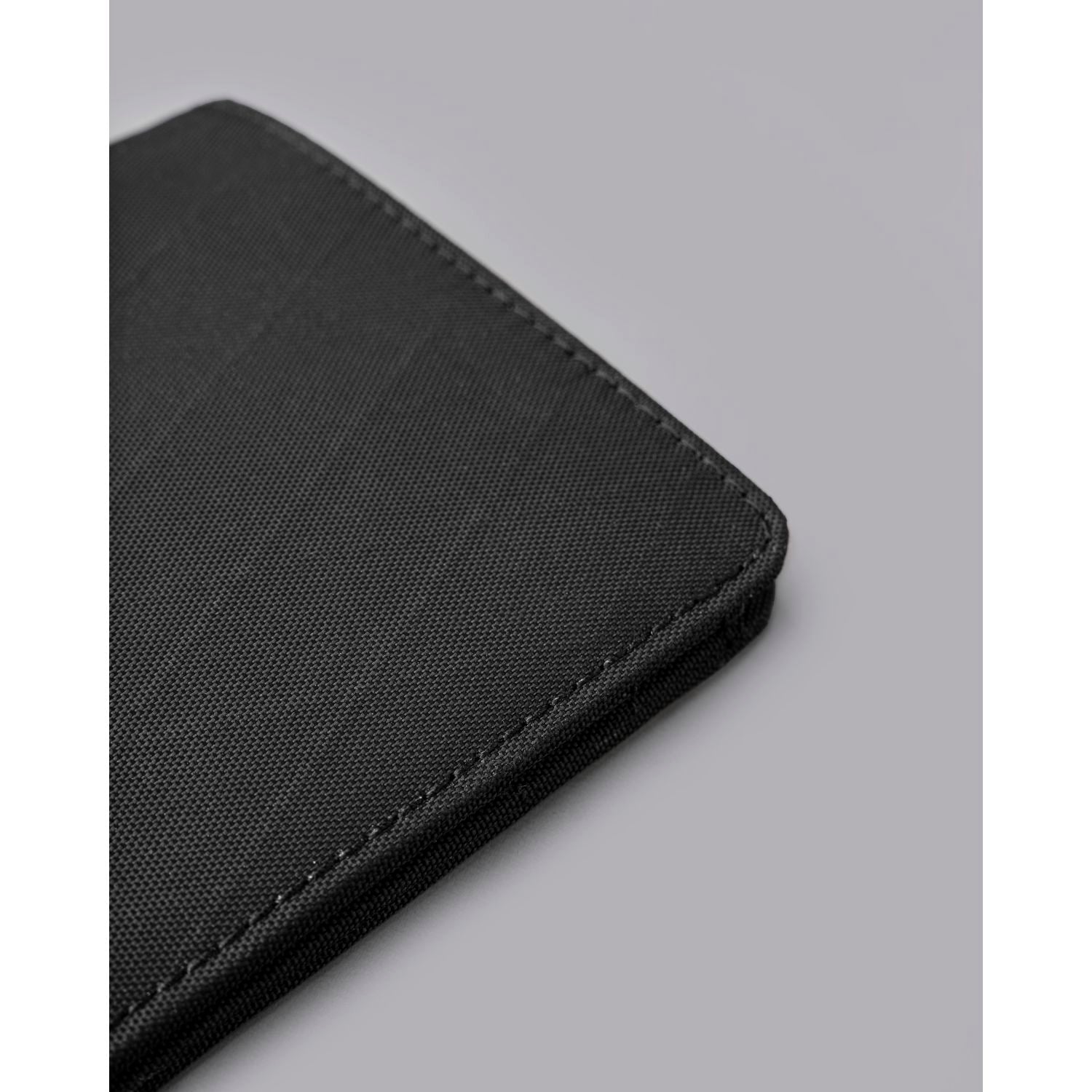 ALPAKA Ark Classic Wallet X-Pac X42 (Black)