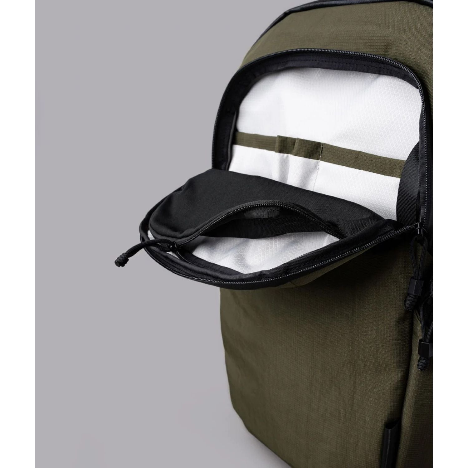 ALPAKA Bravo Backpack 23L Axoflux 400D (Green)