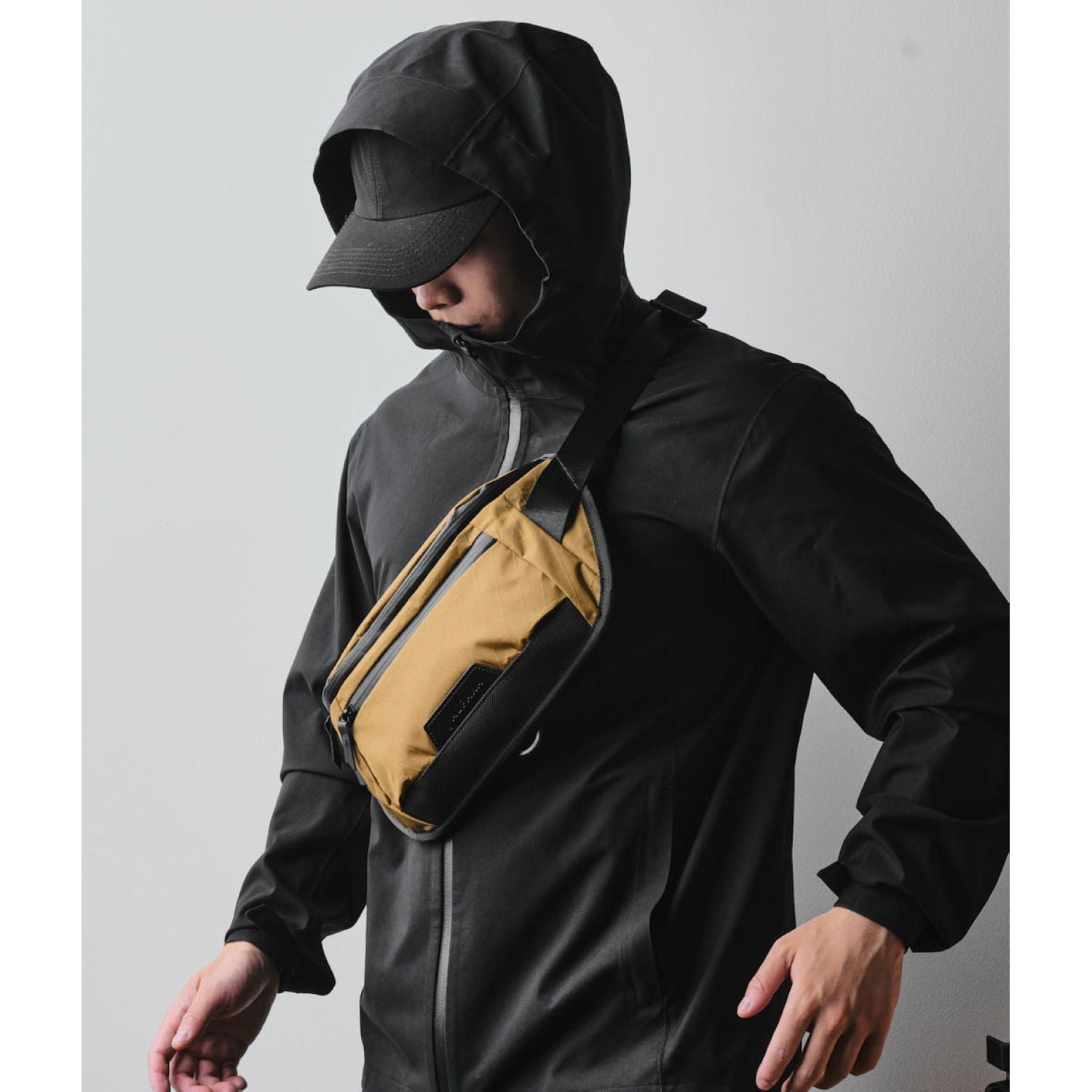 ALPAKA Bravo Sling Mini V2 X-Pac VX21 (Coyote Brown)