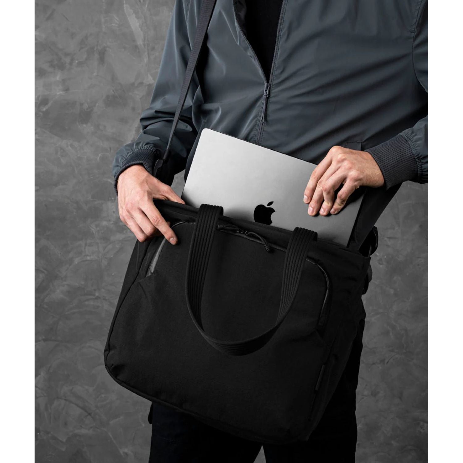 ALPAKA Bravo Tote V2 14L Axoflux 400D Ripstop Nylon (Black)