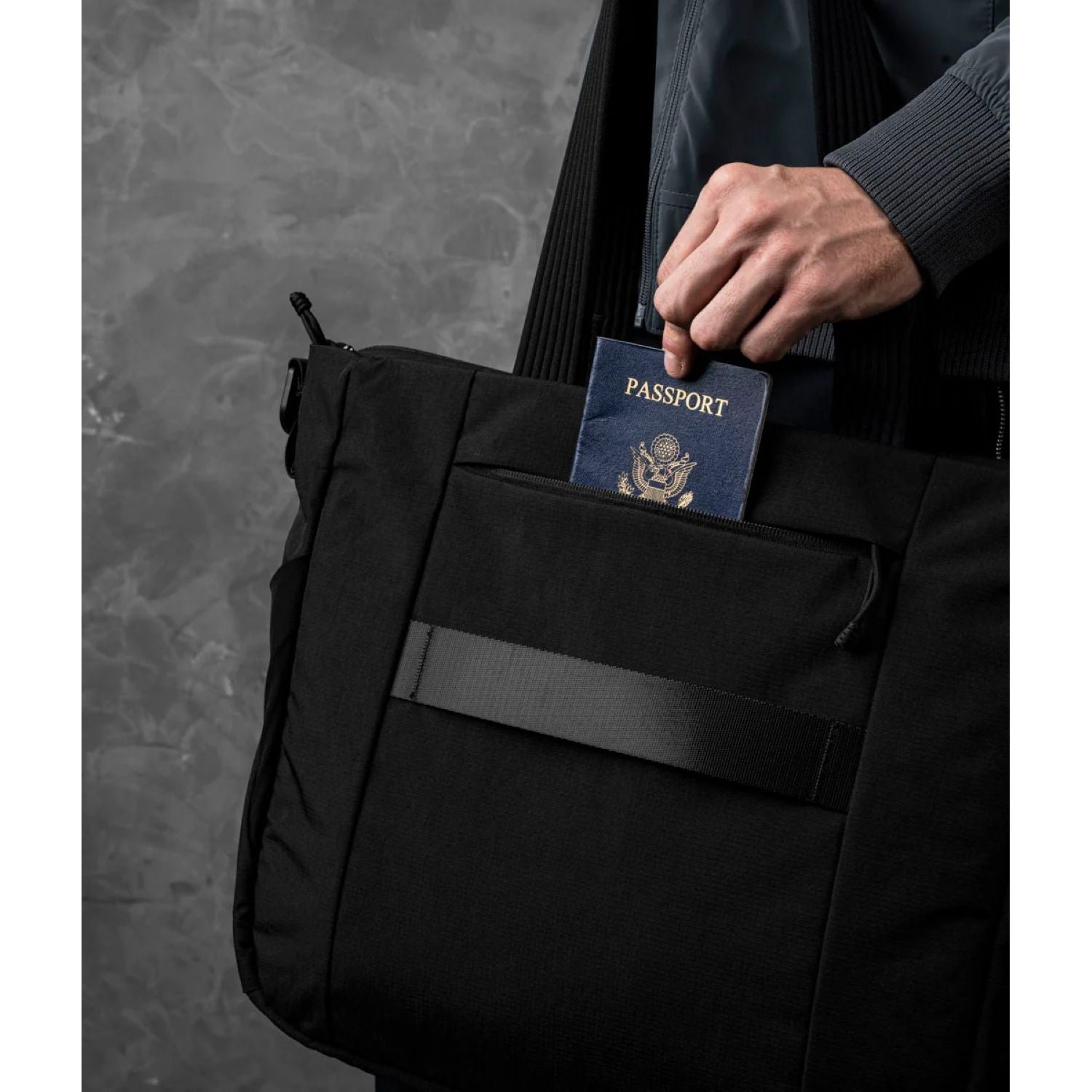 ALPAKA Bravo Tote V2 14L Axoflux 400D Ripstop Nylon (Black)