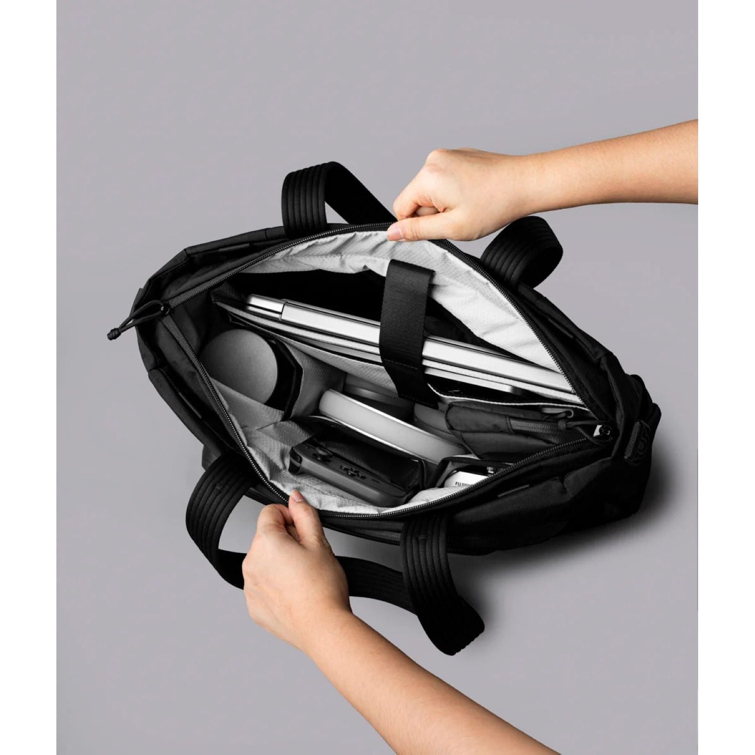 ALPAKA Bravo Tote V2 14L Axoflux 400D Ripstop Nylon (Black)