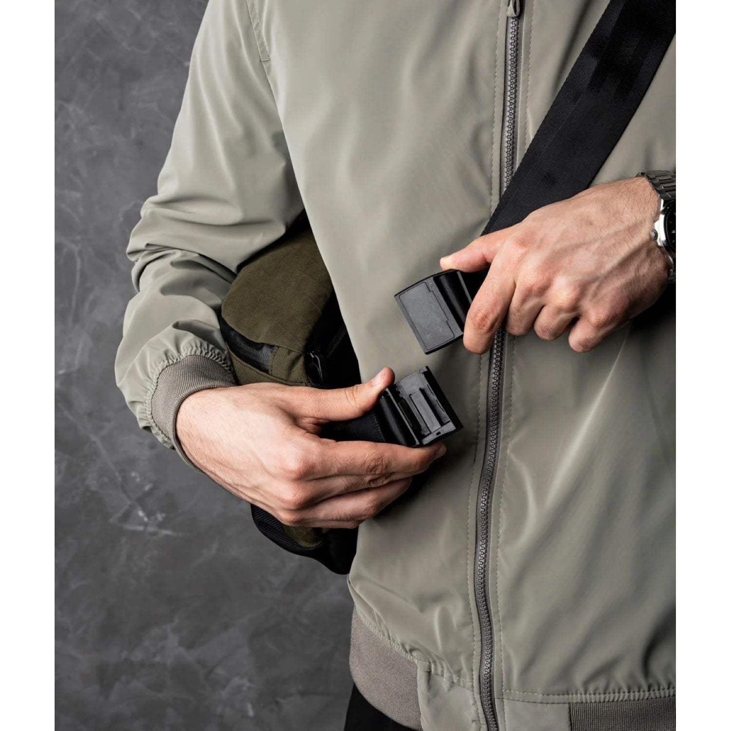 ALPAKA Bravo X Sling V2 Axogrid 300D (Army Green)