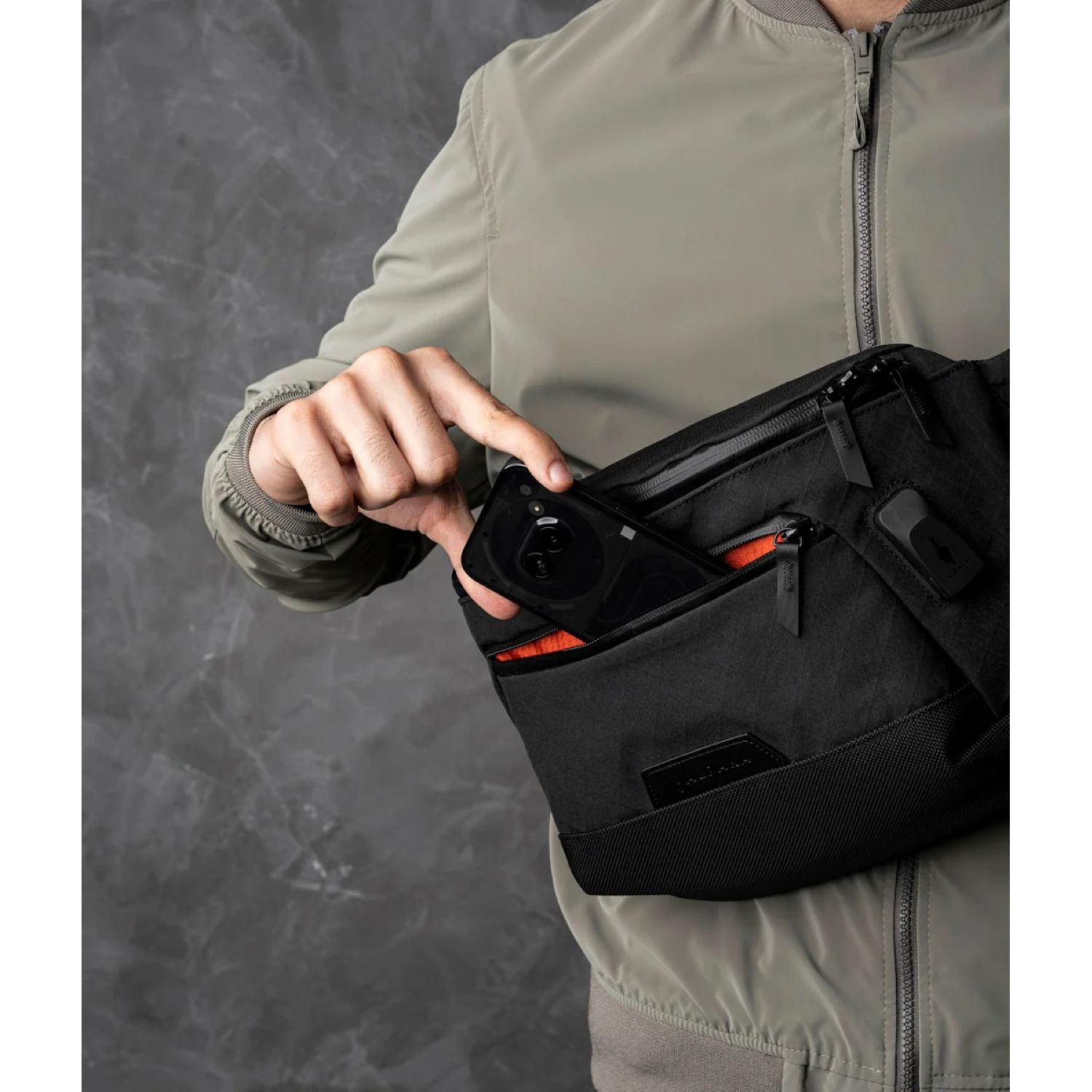 ALPAKA Bravo X Sling V2 Axogrid 300D (Black)