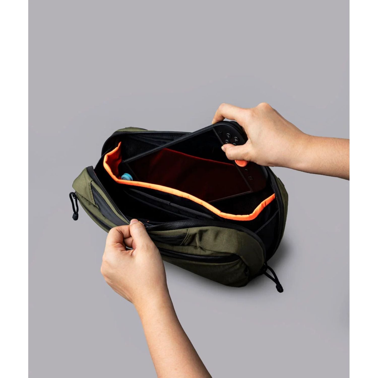 ALPAKA Eclipse Gaming Sling Axoflux 400D Washed Nylon (Green)