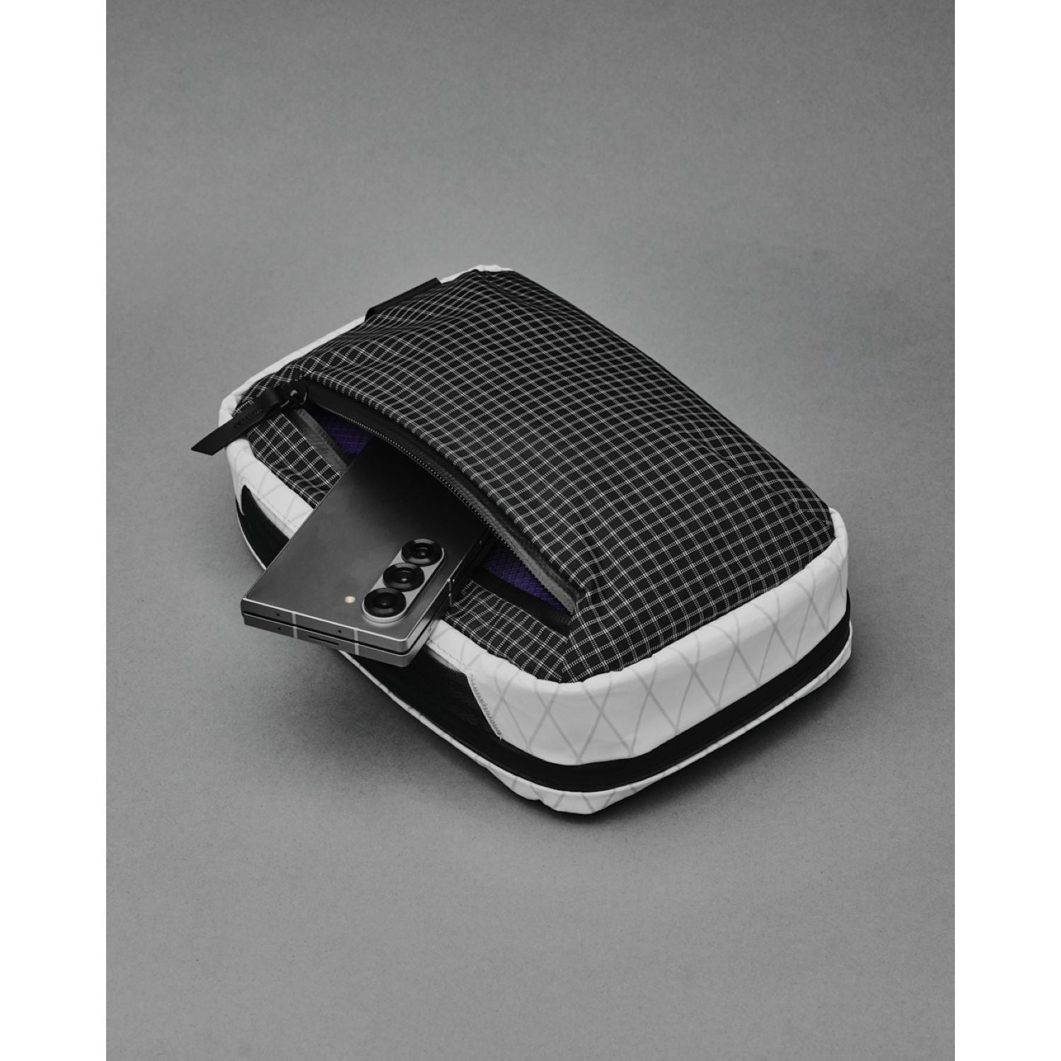 ALPAKA Elements Tech Case Max X-Pac VX21 (Cyber Edition)