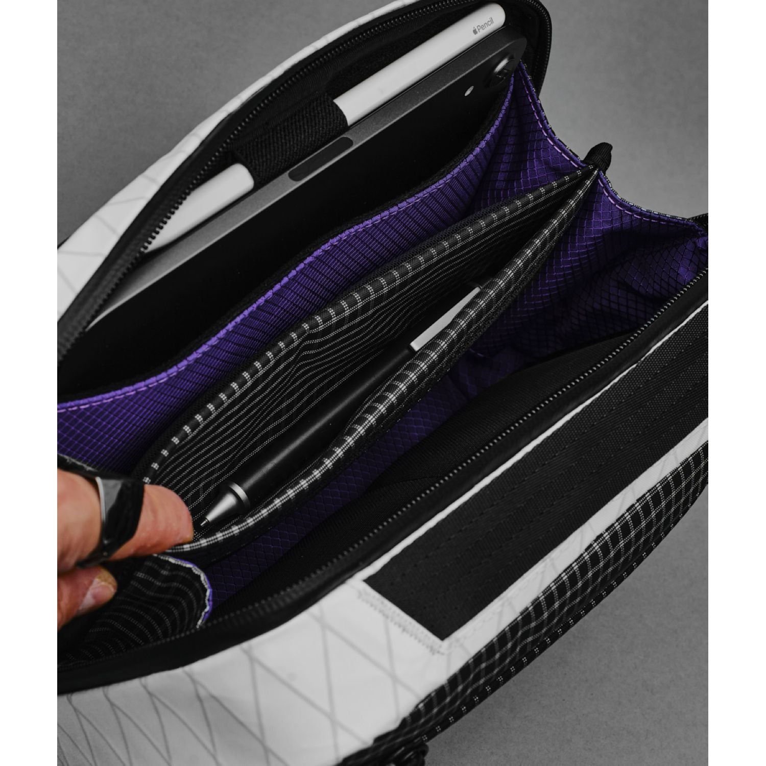 ALPAKA Elements Tech Case Max X-Pac VX21 (Cyber Edition)