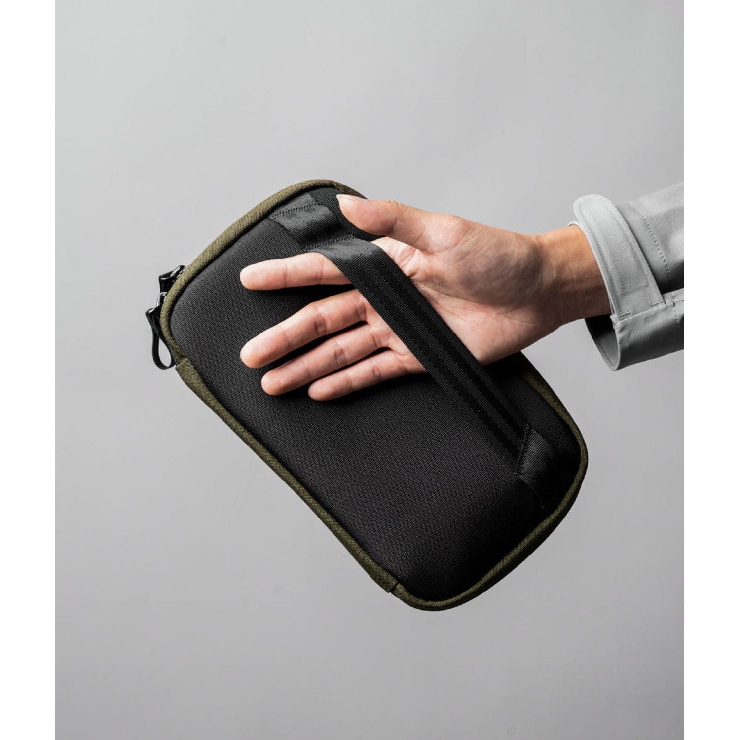 ALPAKA Elements Tech Case Mini Axoflux 600D (Army Green)