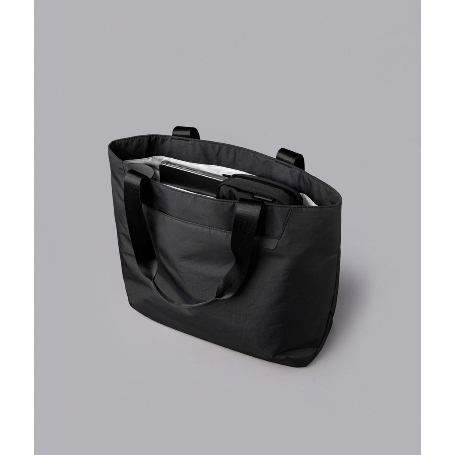 ALPAKA Elements Tote Bag (L) Axoflux 210D (Black/Grey)