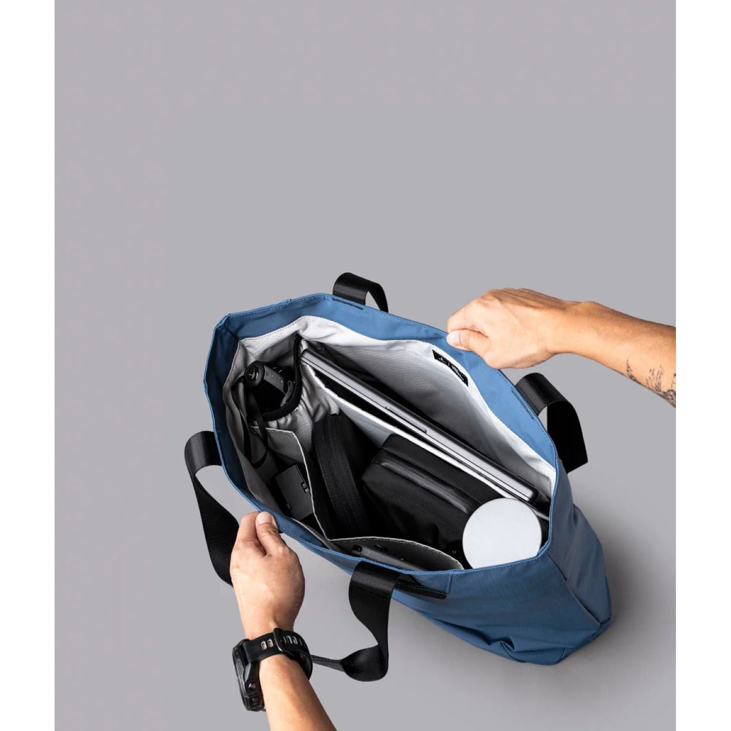 ALPAKA Elements Tote Bag (L) Axoflux 210D (Blue/Grey)