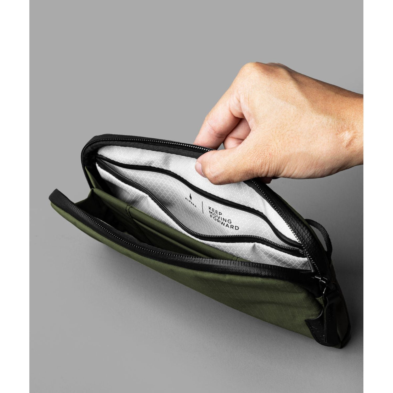 ALPAKA Flight Pouch Axoflux 210D (Green)