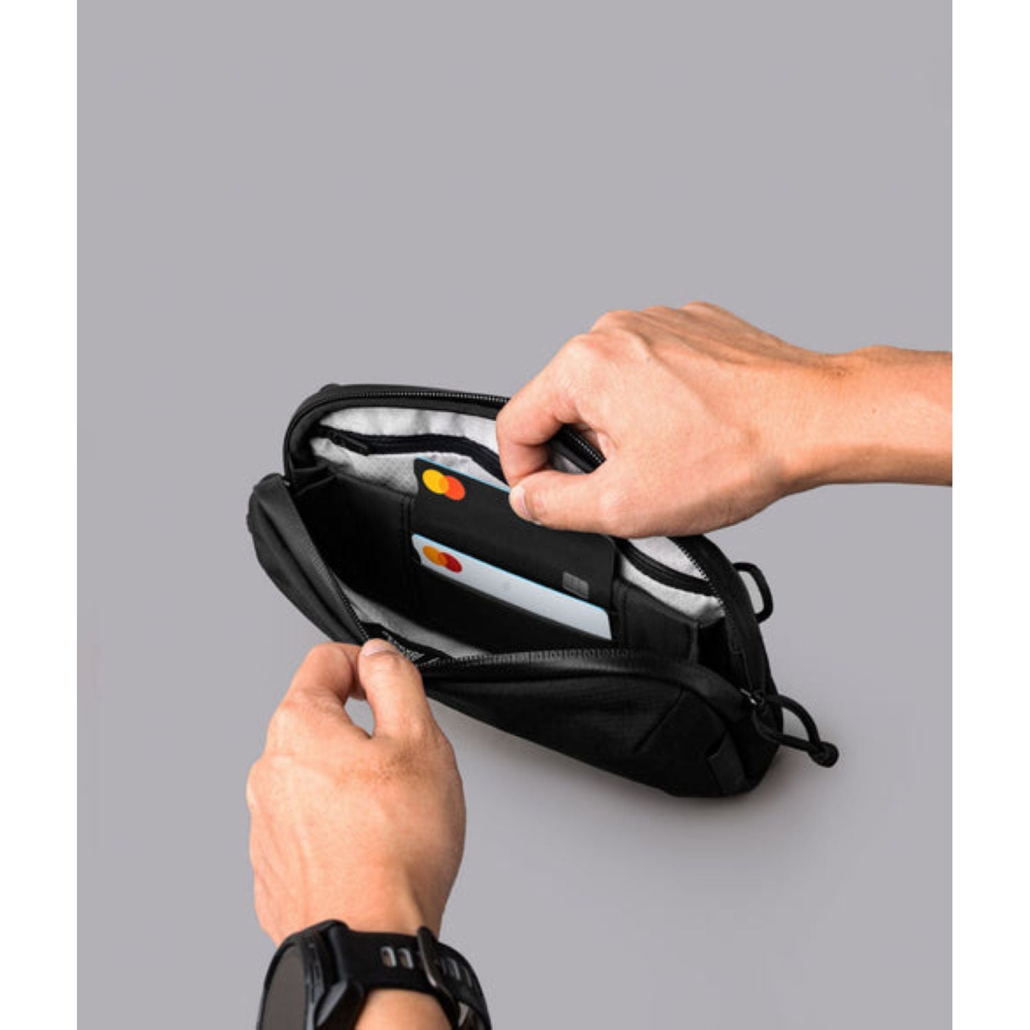 ALPAKA Flight Pouch Pro Axoflux 400D (Black)