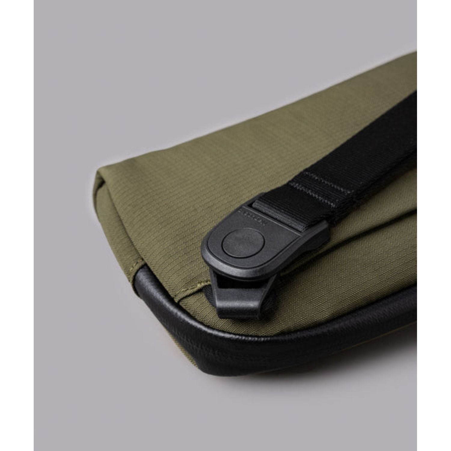 ALPAKA Flight Pouch Pro Axoflux 400D (Green)