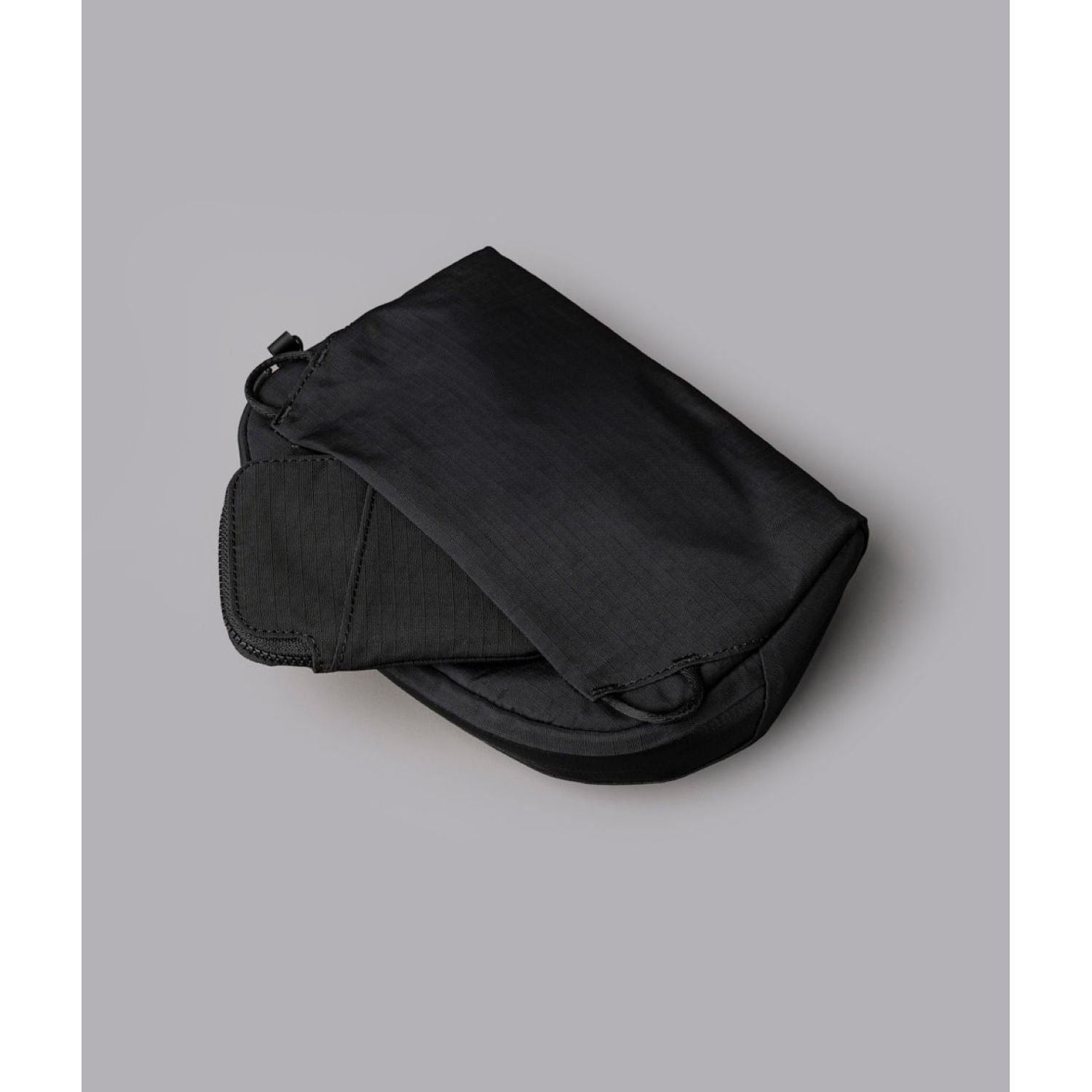 ALPAKA Flight Sling 1L Axoflux 210D (Black)