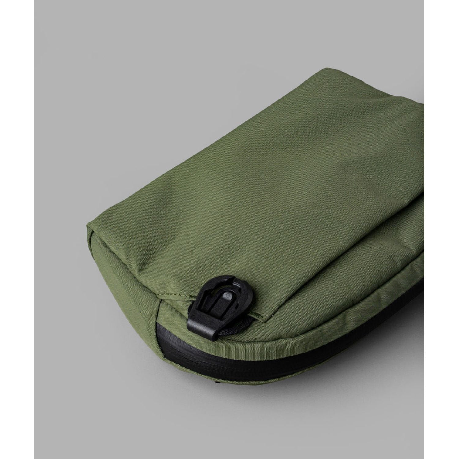 ALPAKA Flight Sling 1L Axoflux 210D (Green)