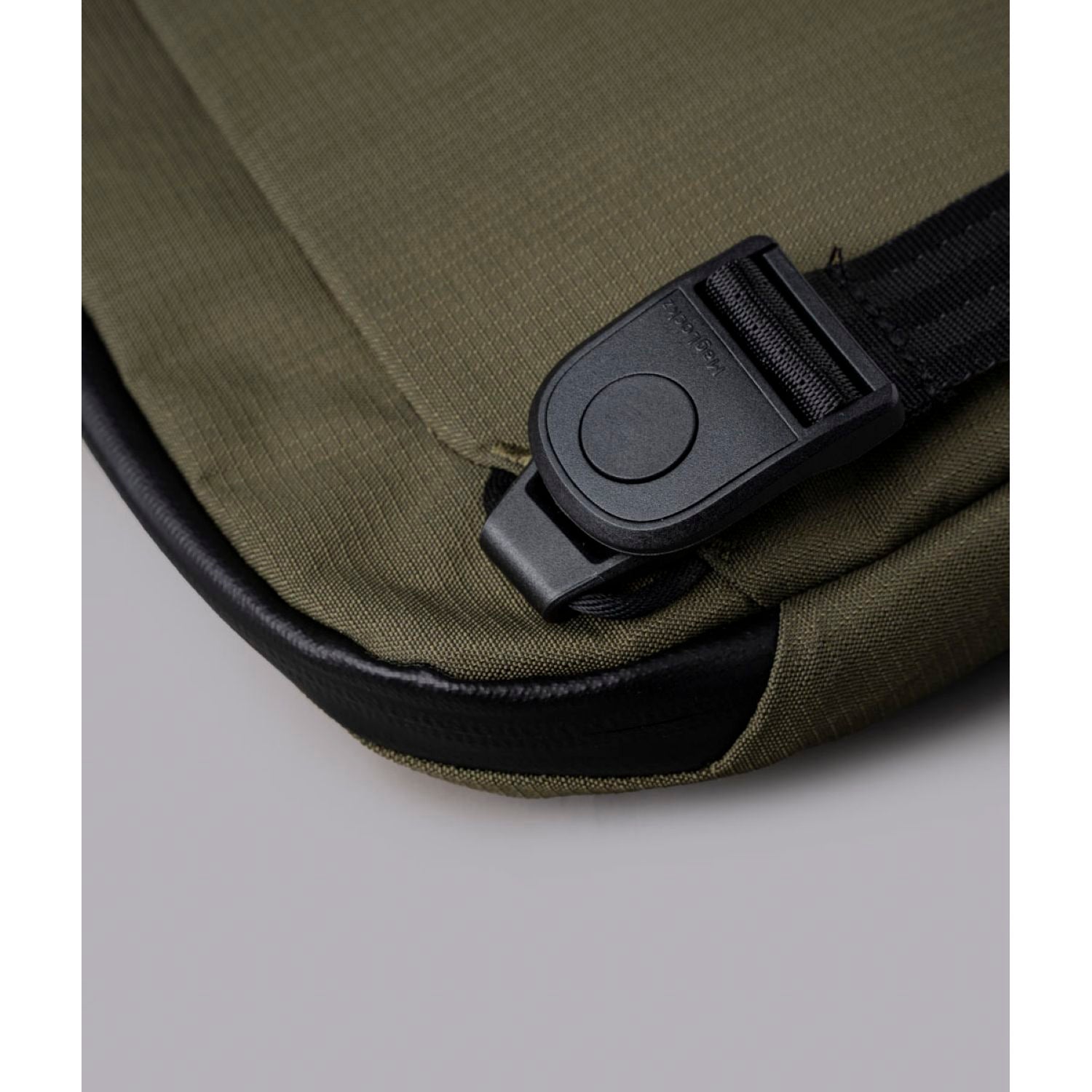 ALPAKA Flight Sling With Grey Lining Axoflux 400D (Green)