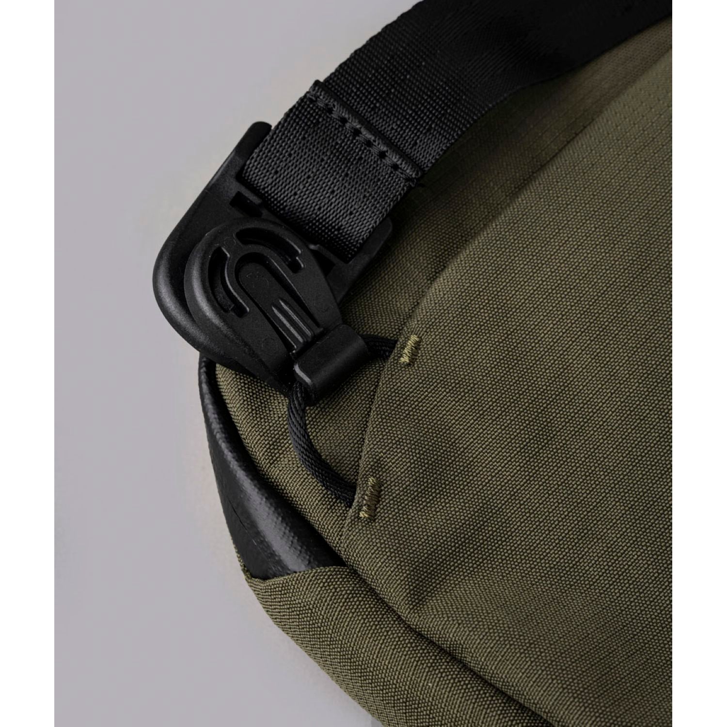 ALPAKA Flight Sling With Grey Lining Axoflux 400D (Green)