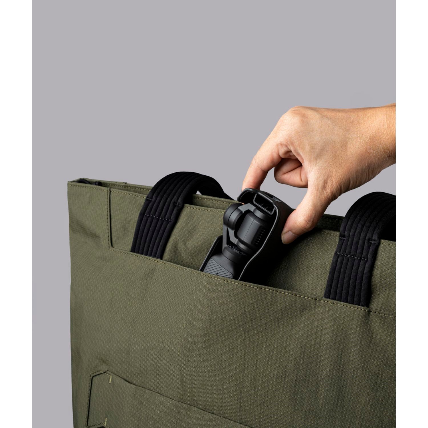 ALPAKA Flight Tote Bag (L) Axoflux 400D (Green)