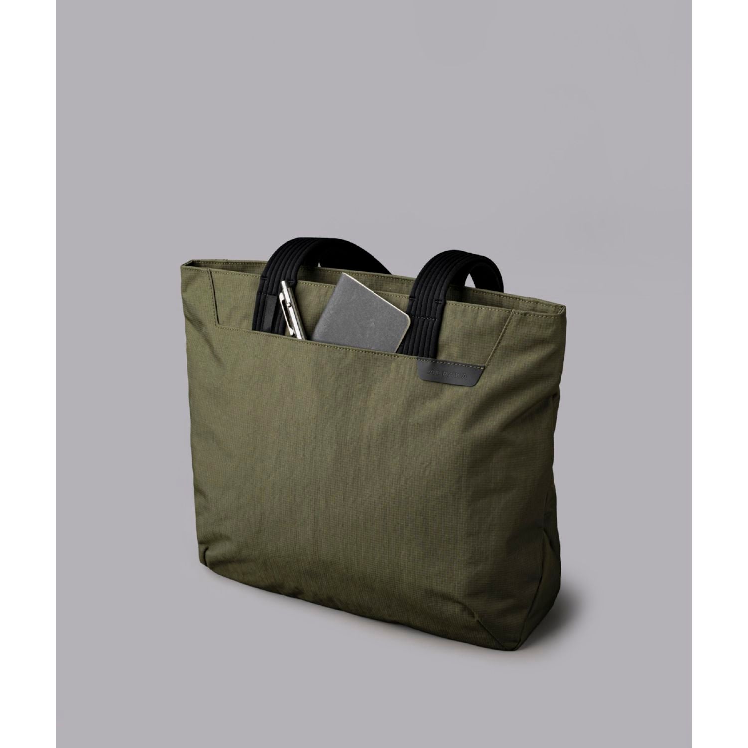 ALPAKA Flight Tote Bag (M) Axoflux 400D (Green)