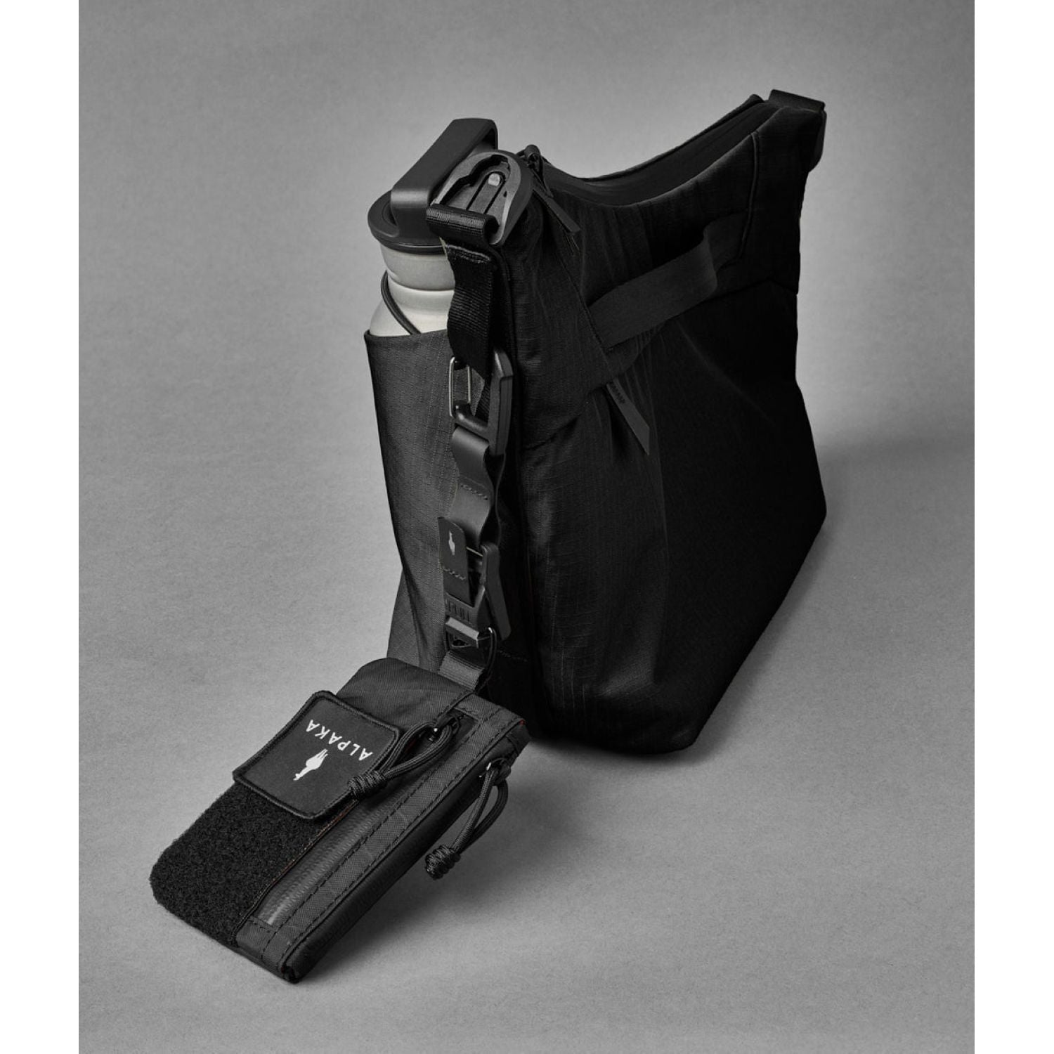 ALPAKA Flow Satchel Axoflux 210D (Black)