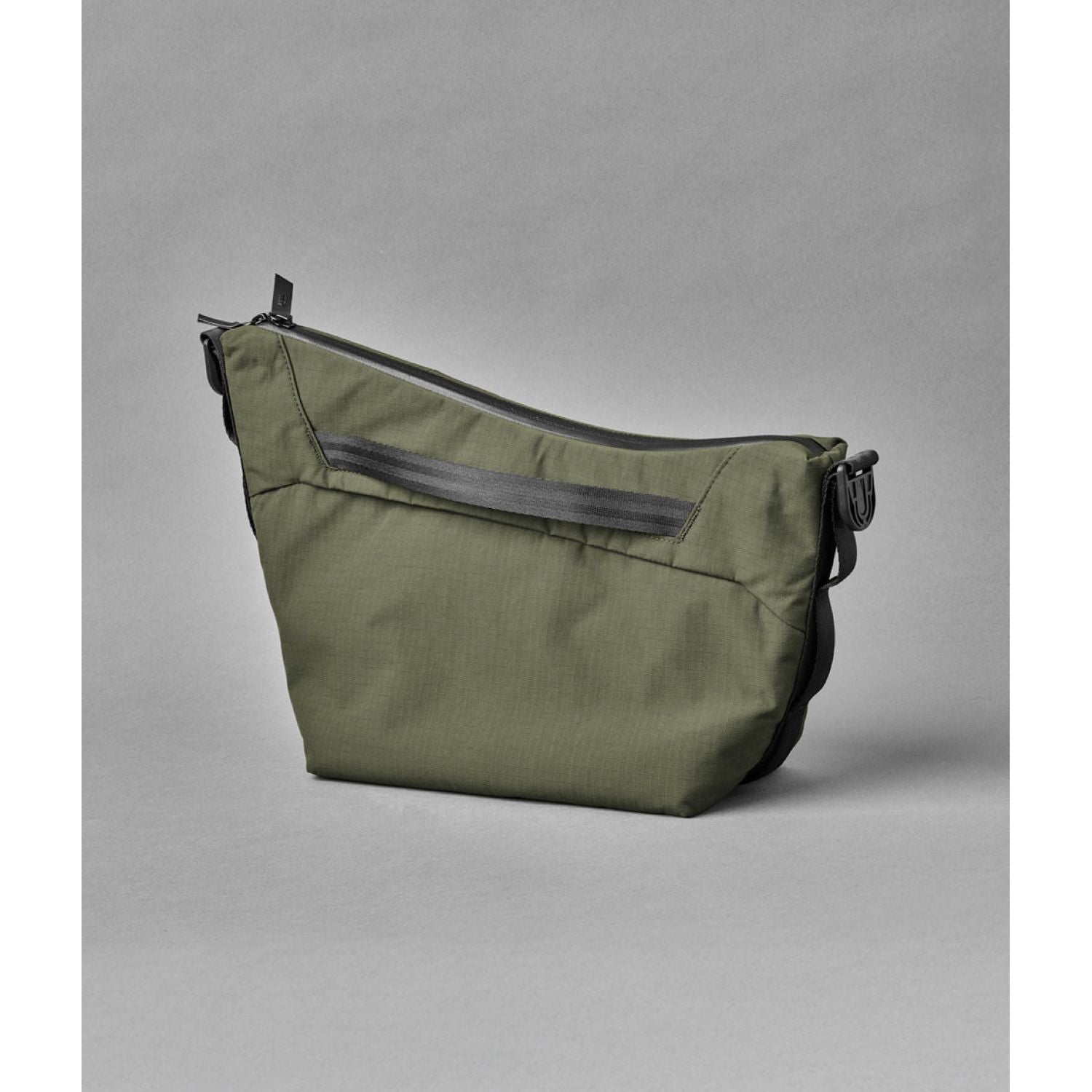 ALPAKA Flow Satchel Axoflux 210D (Green)