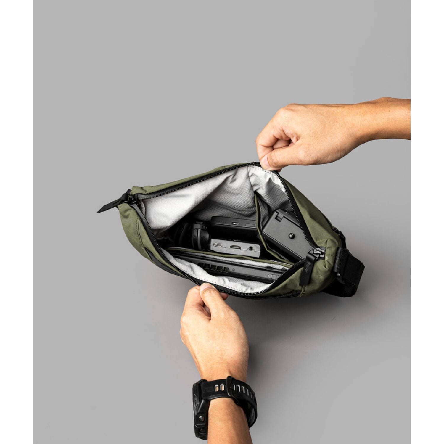 ALPAKA Flow Satchel Mini Axoflux 210D (Green)