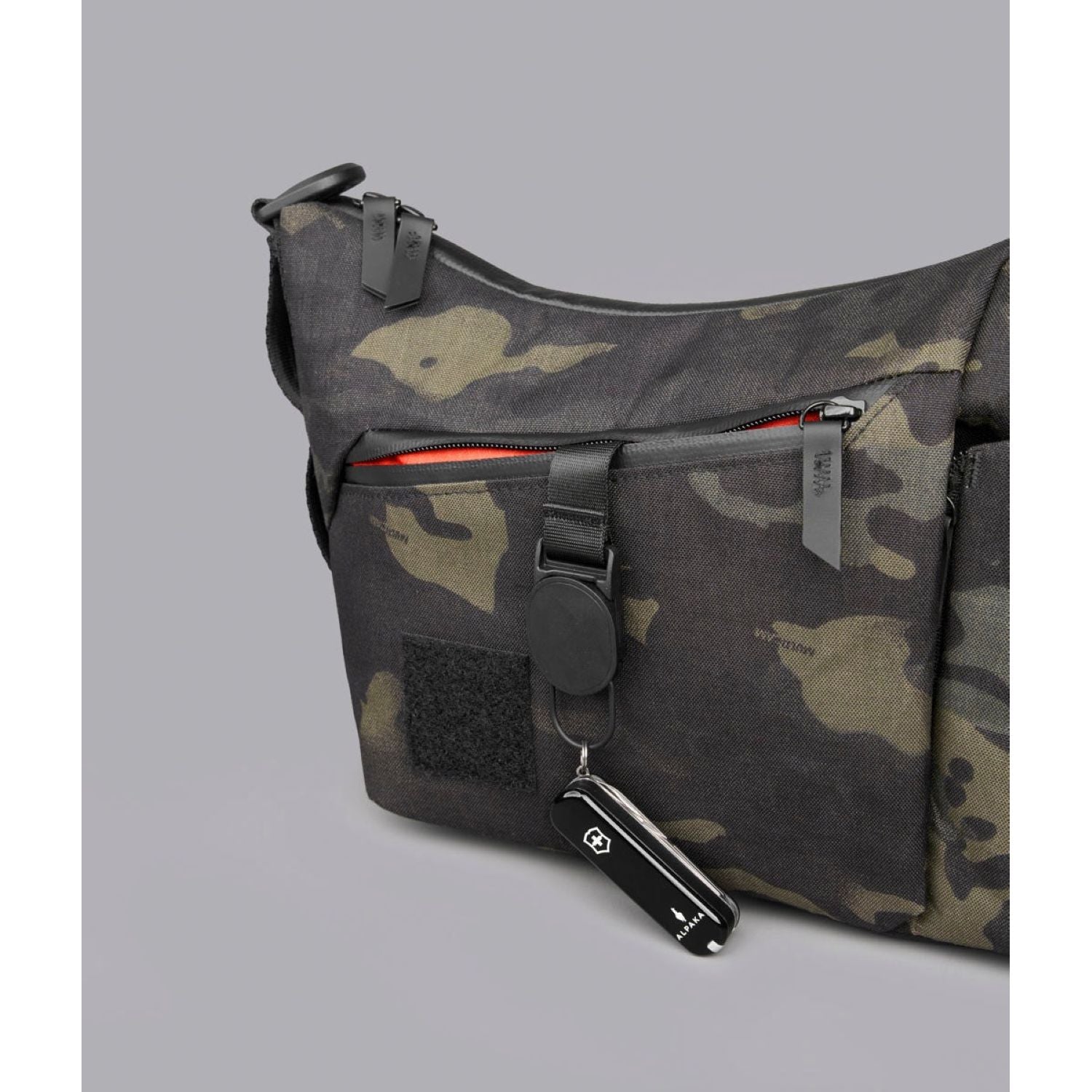 ALPAKA Flow Satchel With Padded Strap 4L X-Pac X50 (Multicam Black)