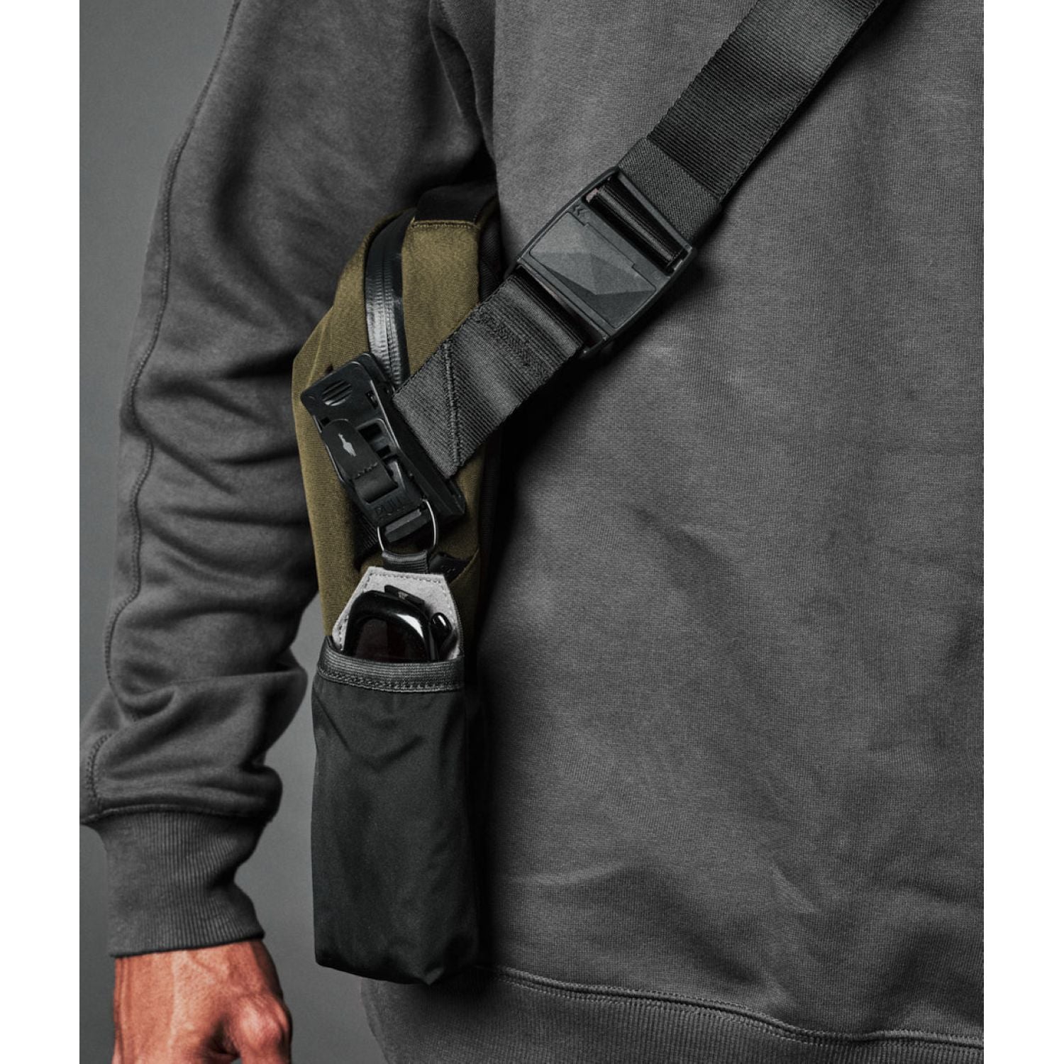 ALPAKA Go Sling Mini V2 (Maglockz Strap Buckle) Axoflux 300D (Army Green)