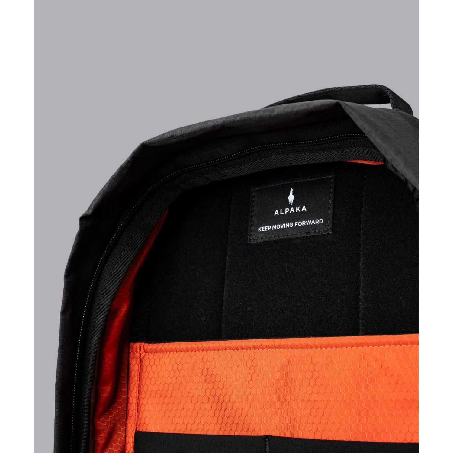 ALPAKA Metro Backpack Axogrid 210D (Black)