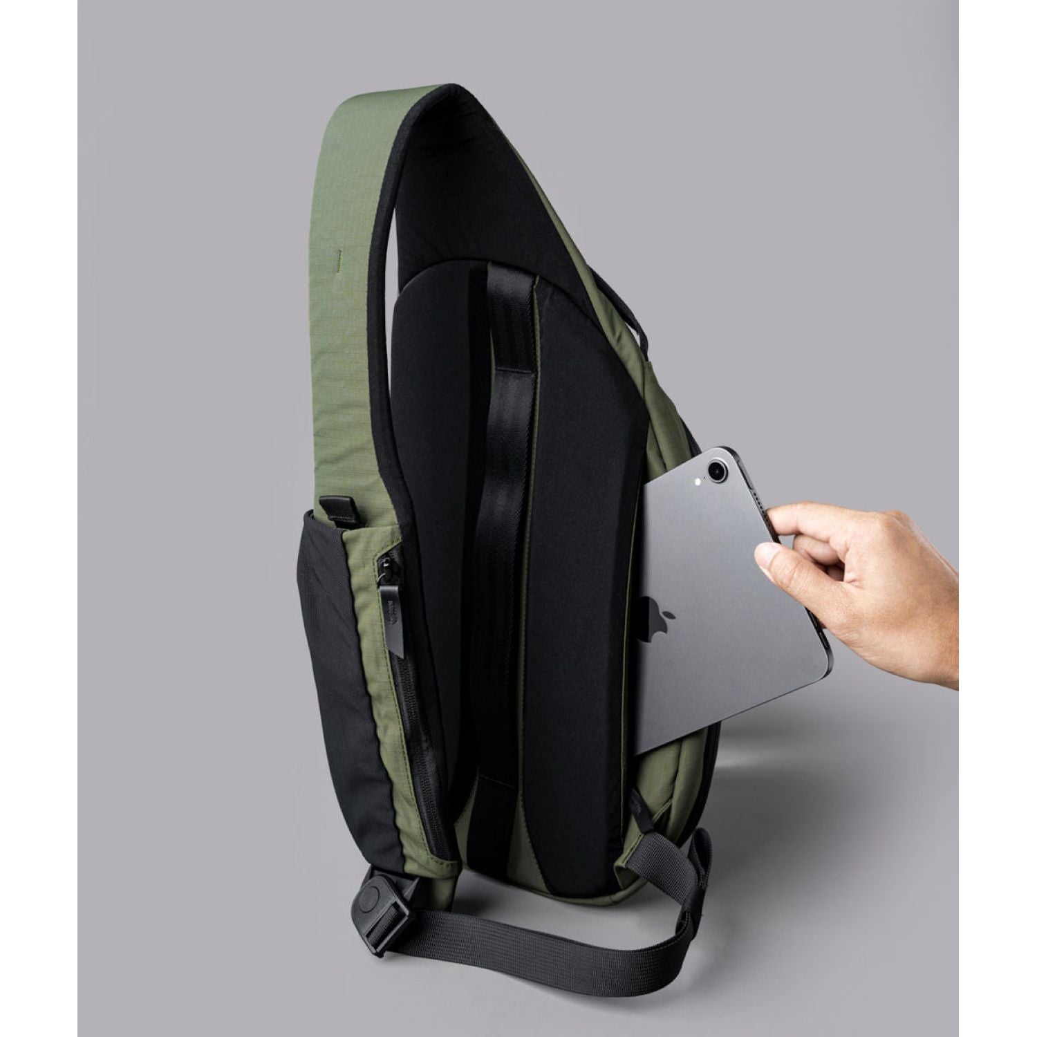 ALPAKA Metro Crossbody Right Shoulder Axoflux 210D (Green)