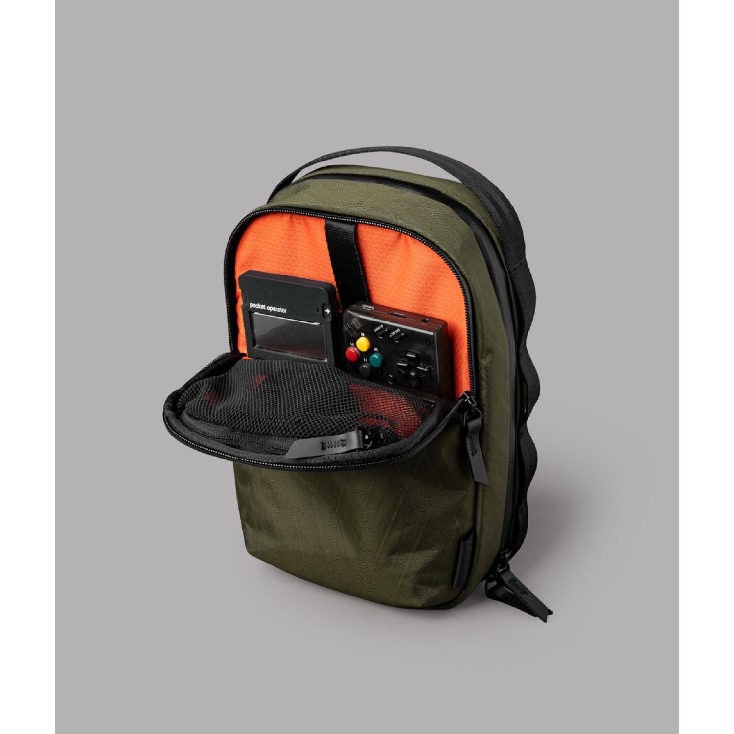 ALPAKA Metro Sling Max X-Pac X42 (Olive Green)