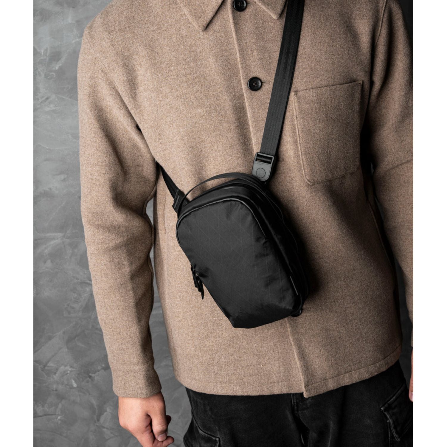 ALPAKA Metro Sling V2 X-Pac VX42 (Black)