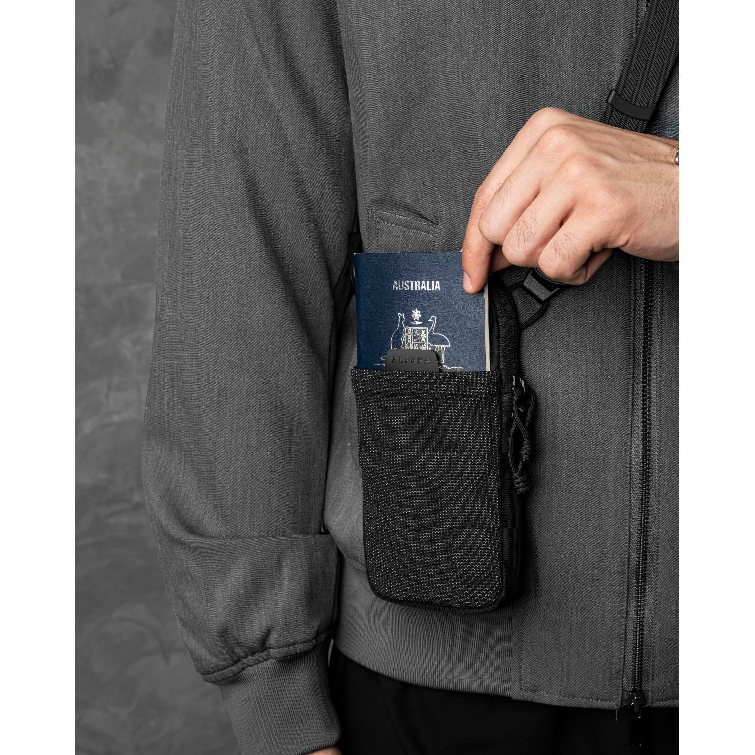 ALPAKA Modular Shoulder Pocket Slim Nylon Washed Axoflux 400D (Black)