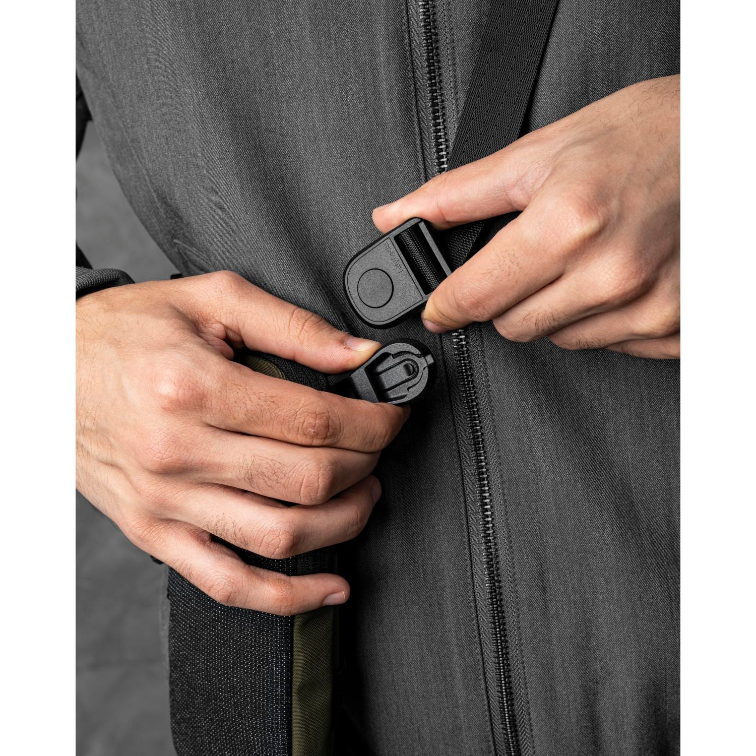 ALPAKA Modular Shoulder Pocket Slim Nylon Washed Axoflux 400D (Green)