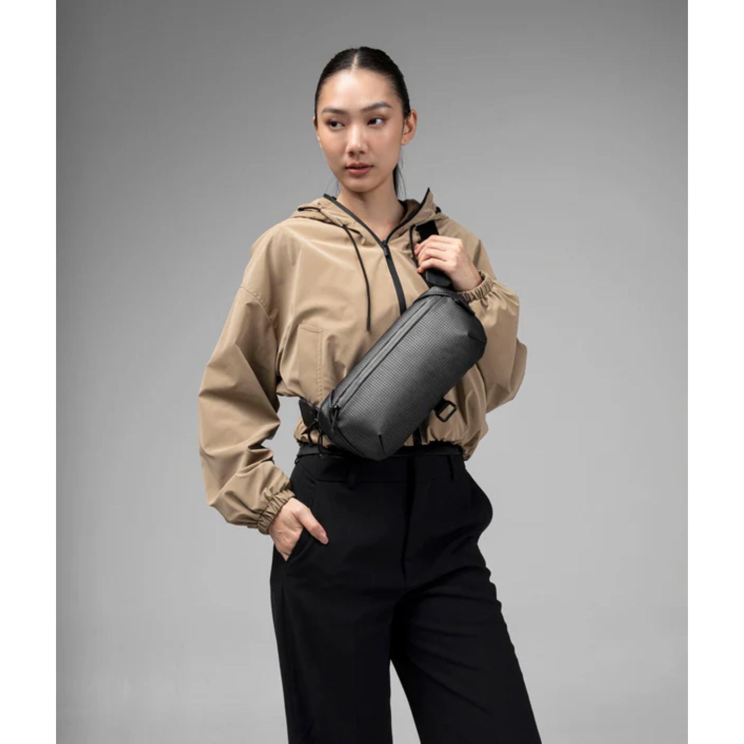 ALPAKA Momentum Sling Axodyne Hybrid (Black)