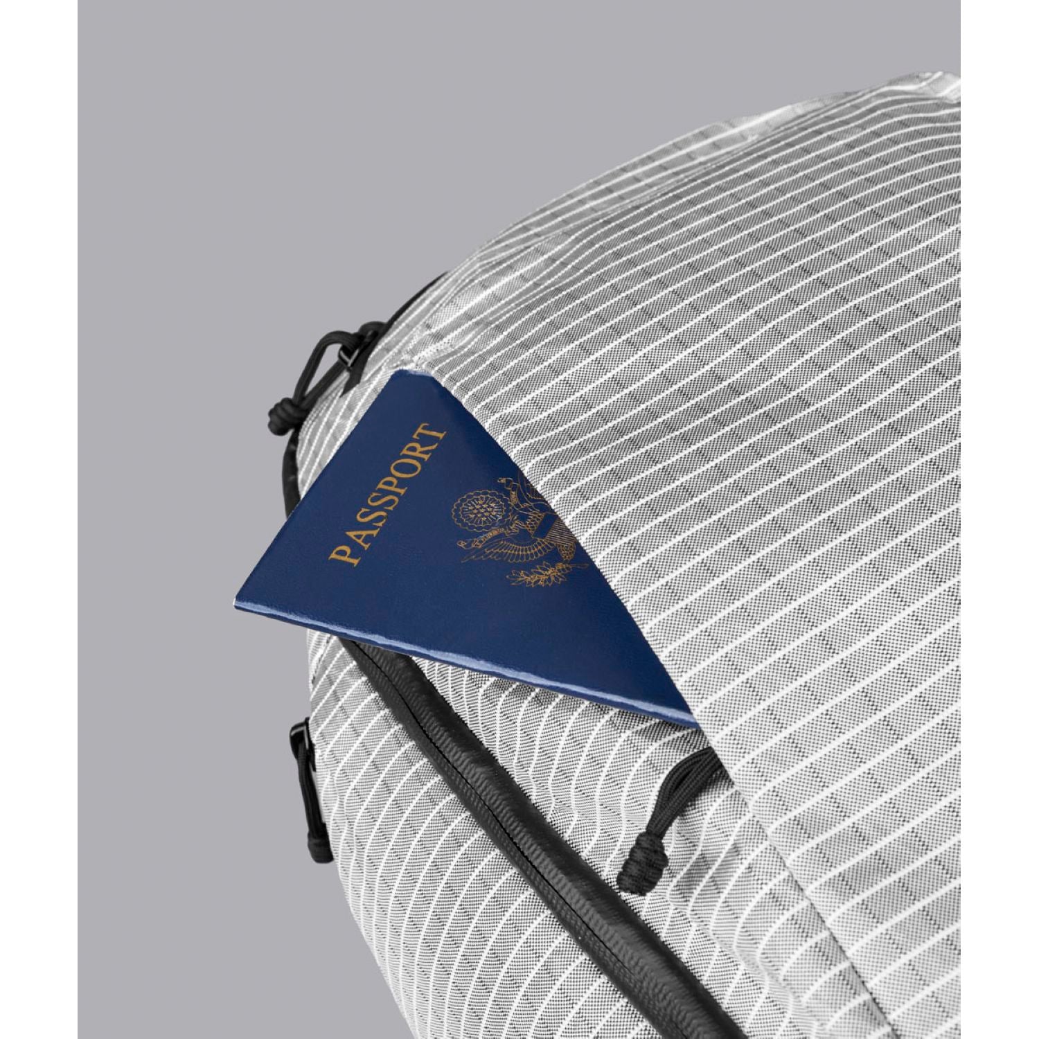 ALPAKA Traverse Astral Edition Backpack 30L X-Pac UVX40 (Silver)