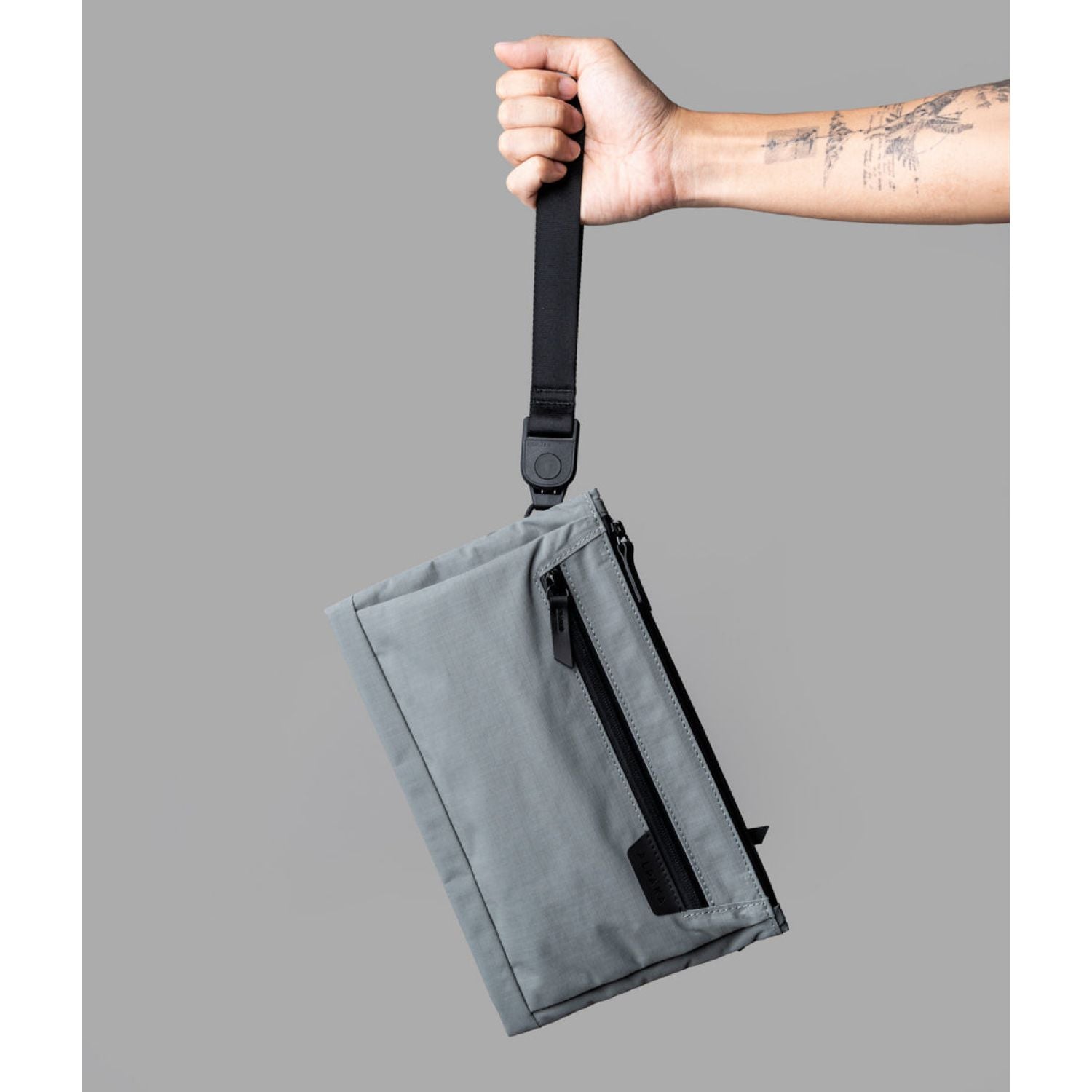 ALPAKA Zip Pouch Max V2 Axoflux 210D (Grey)