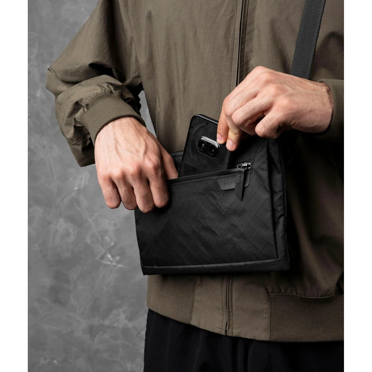 ALPAKA Zip Pouch Max V2 Ultradyne 100D (Black)