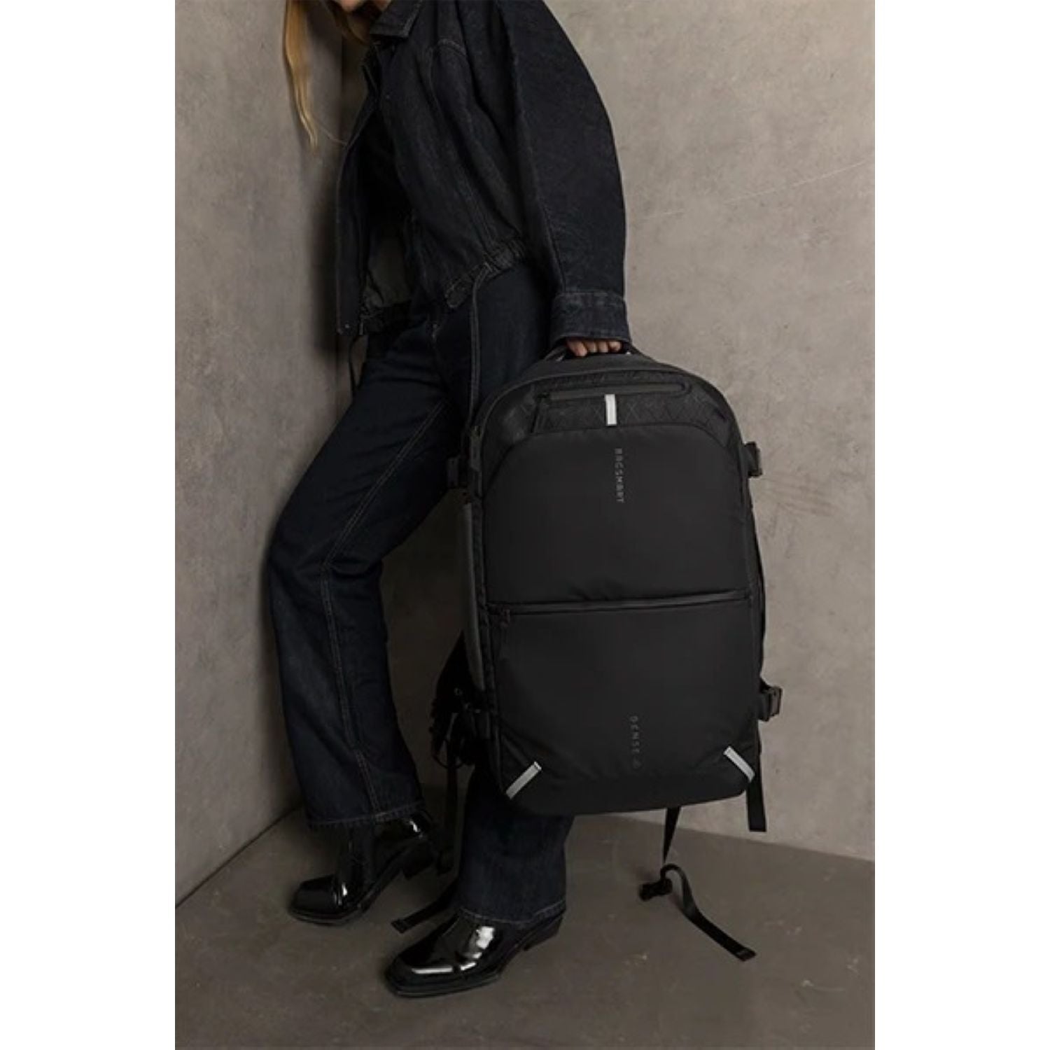 Bagsmart Dense Carry On Travel Backpack 40L (Black)