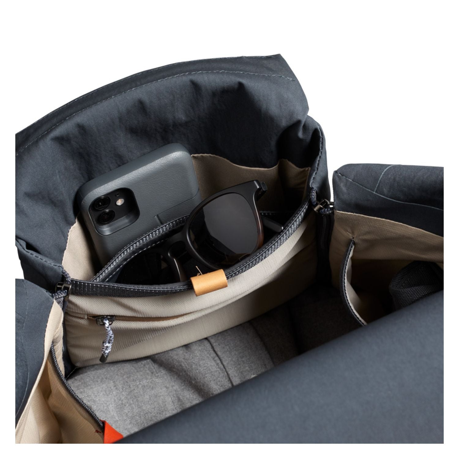 Bellroy Apex Backpack - Onyx