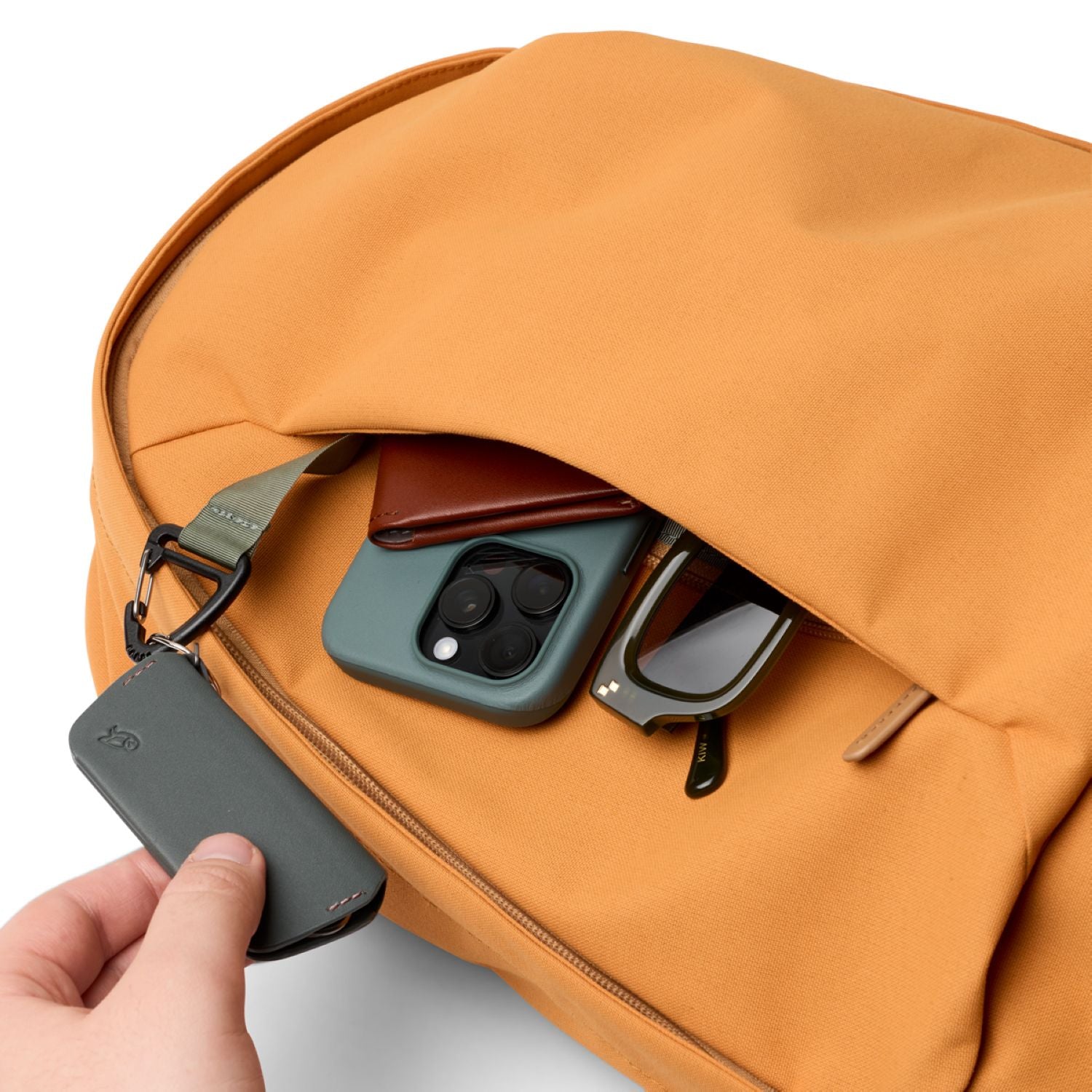 Bellroy Classic Backpack (Third Edition) - Butterscotch