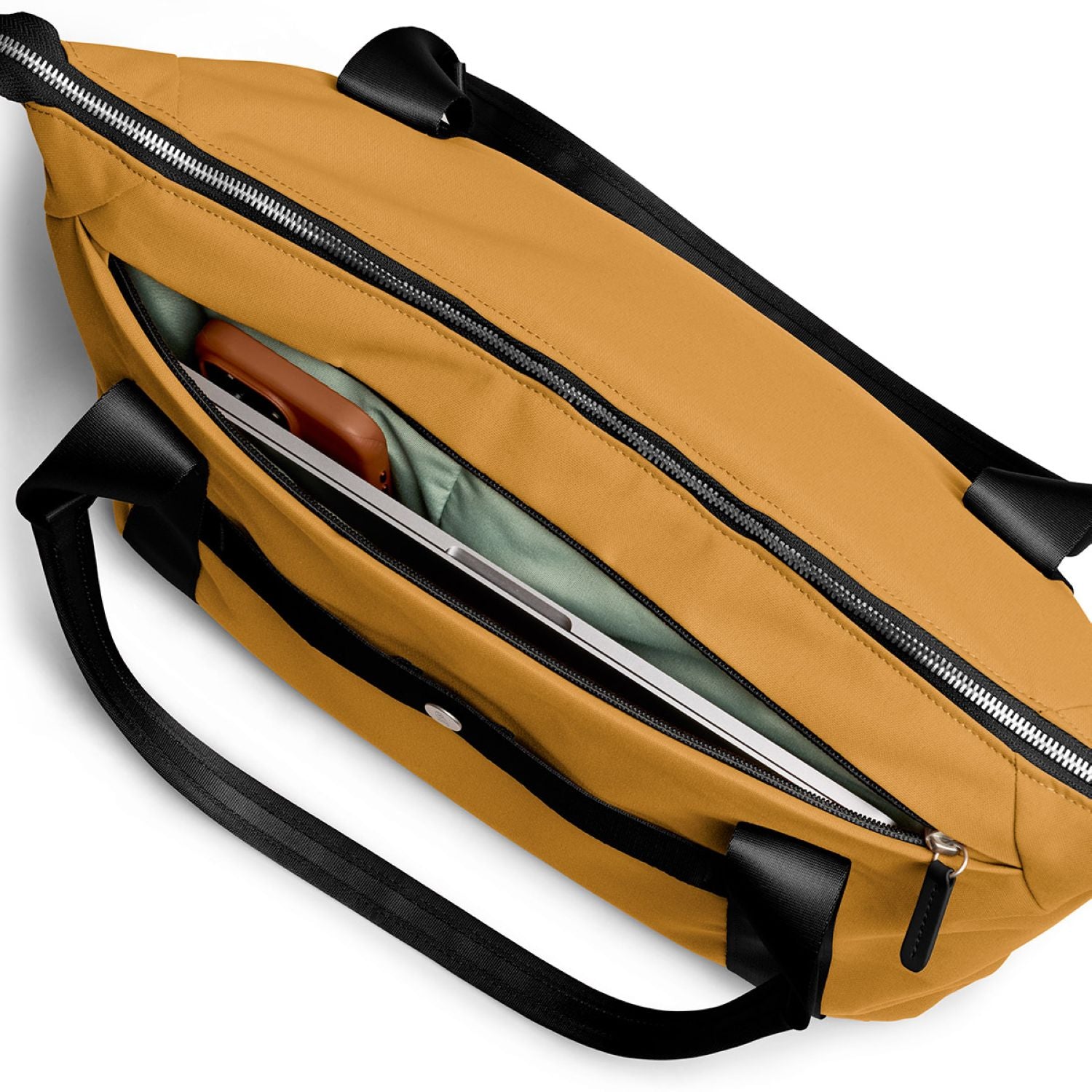 Bellroy Classic Getaway Bag - Camel