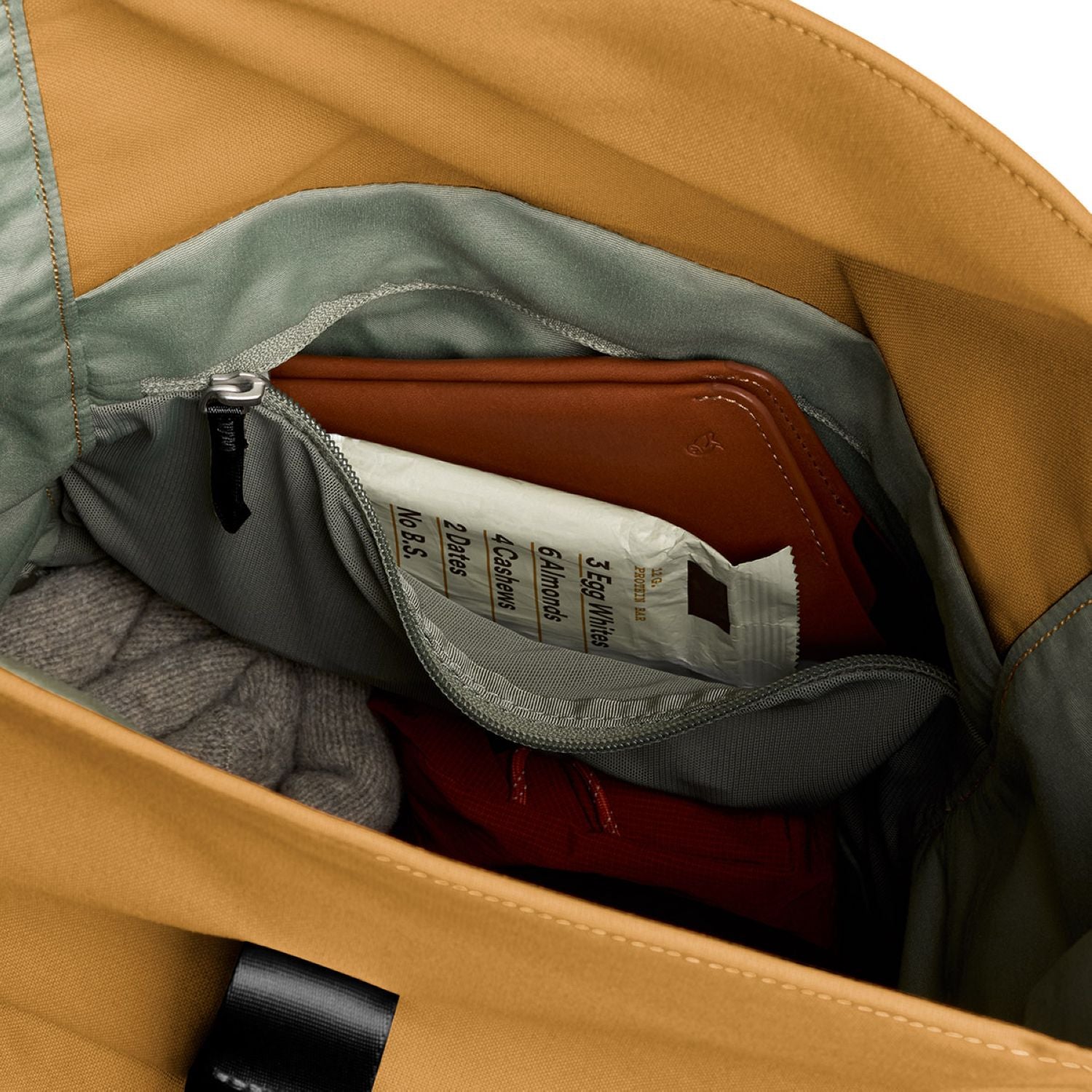 Bellroy Classic Rolltop - Camel