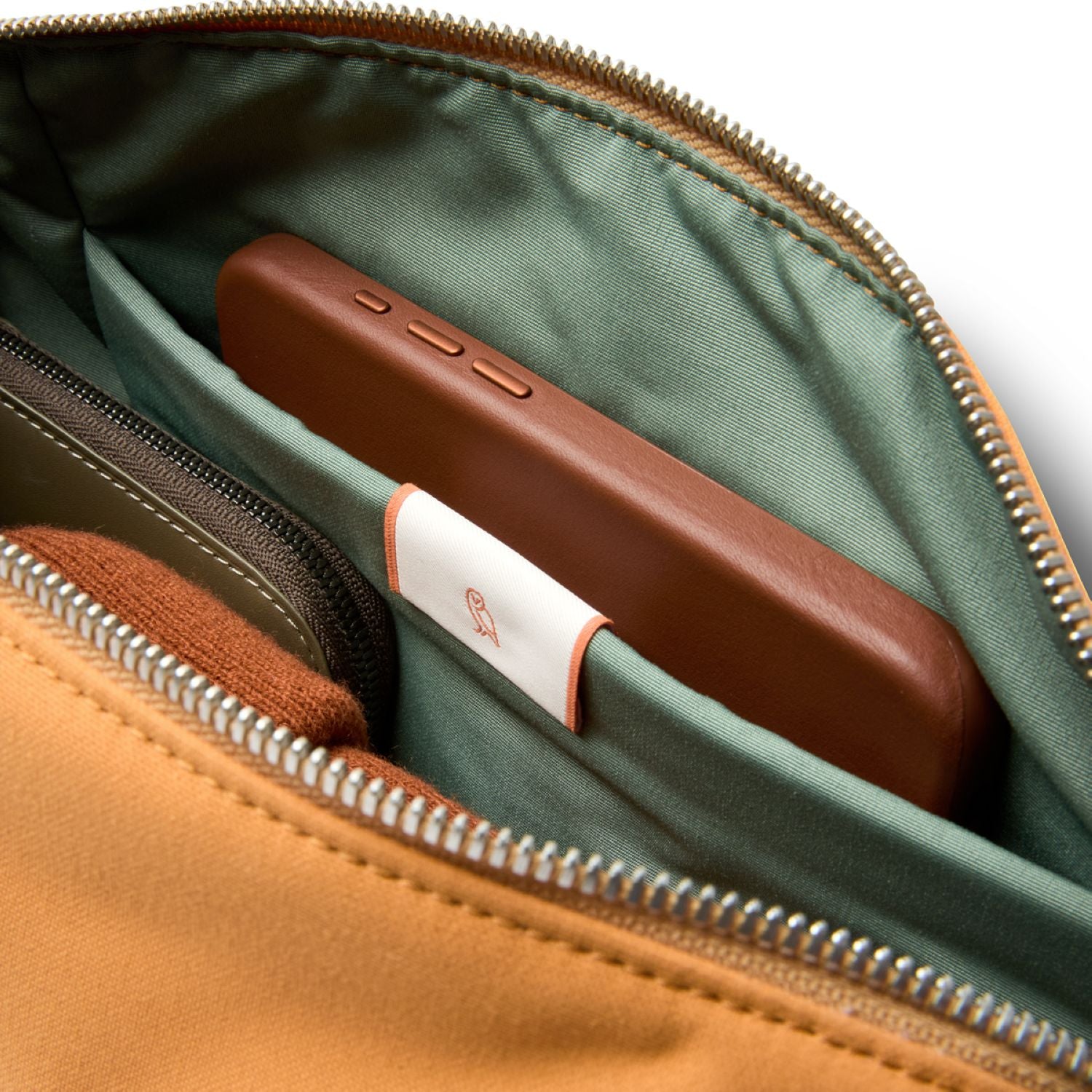 Bellroy Classic Sling 7L - Butterscotch