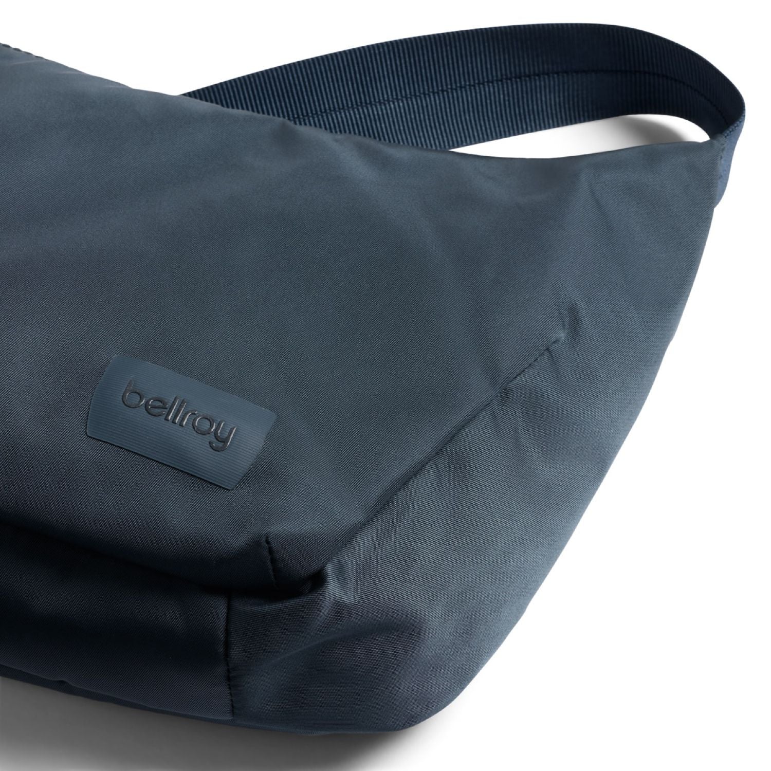 Bellroy Laneway Crescent Bag 2.5L - Bluesteel